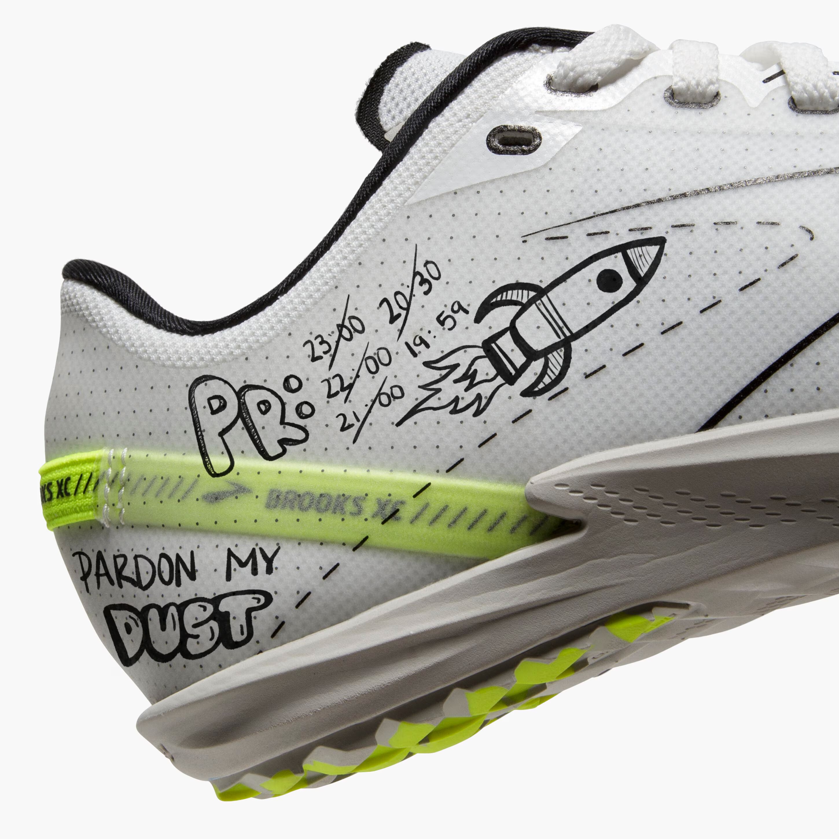 Brooks Running Draft XC Cross Country Running Shoe with Spikes in White/Black/Nightlife