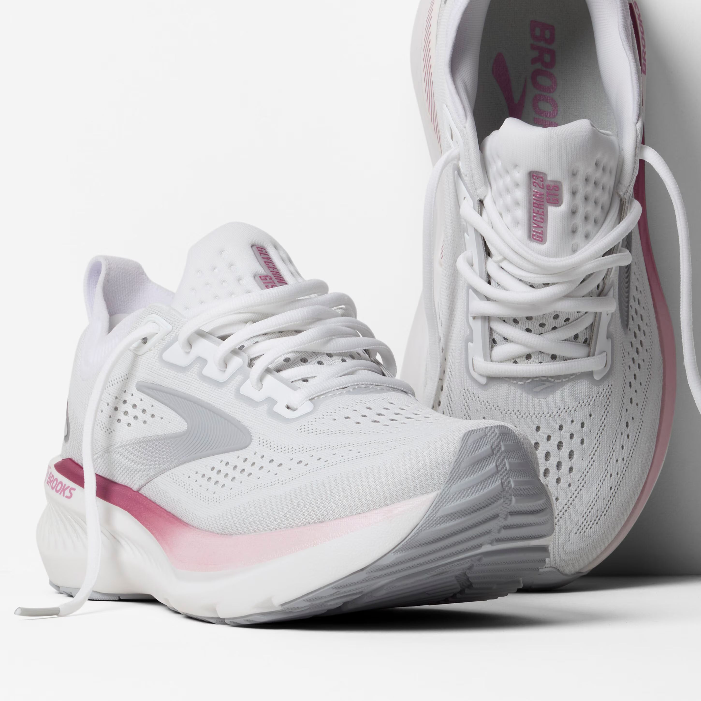 Women's Brooks Running Glycerin GTS 23 Road Running Shoe in White/Harbor Mist/Metallic