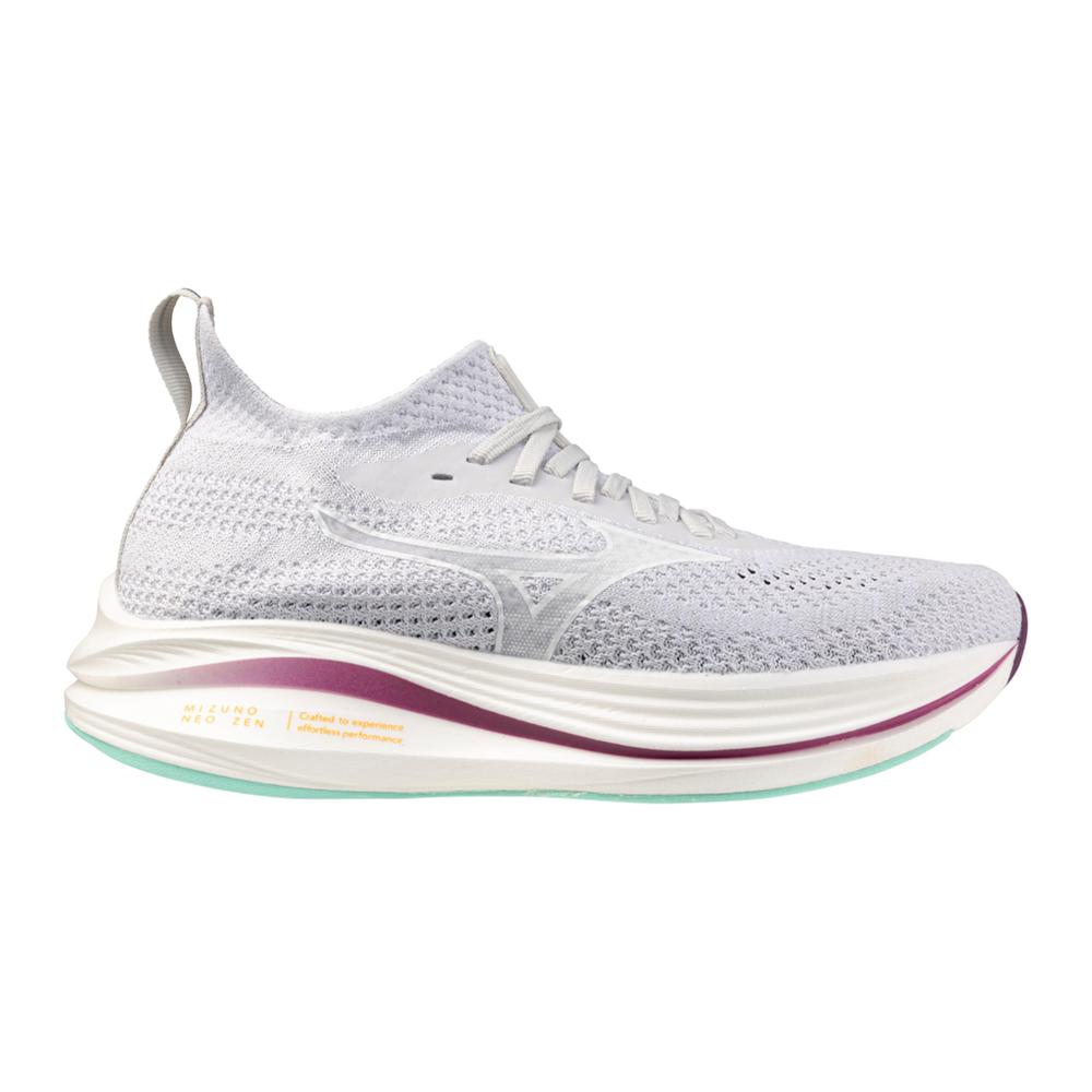Women's Mizuno Neo Zen Running Shoe in Nimbus Cloud | White