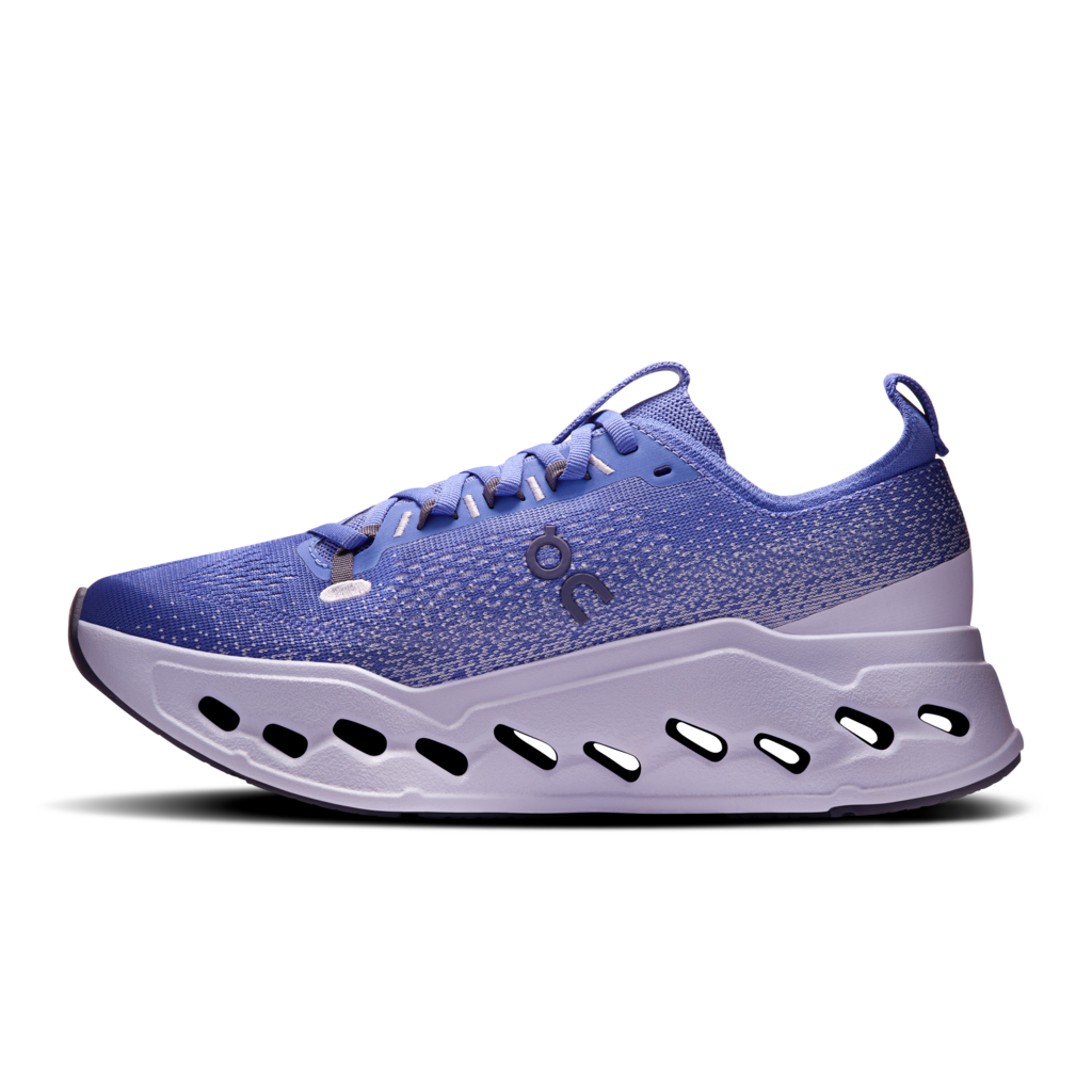 Women's On Cloudsurfer Max Running Shoe in Sailor | Thistle