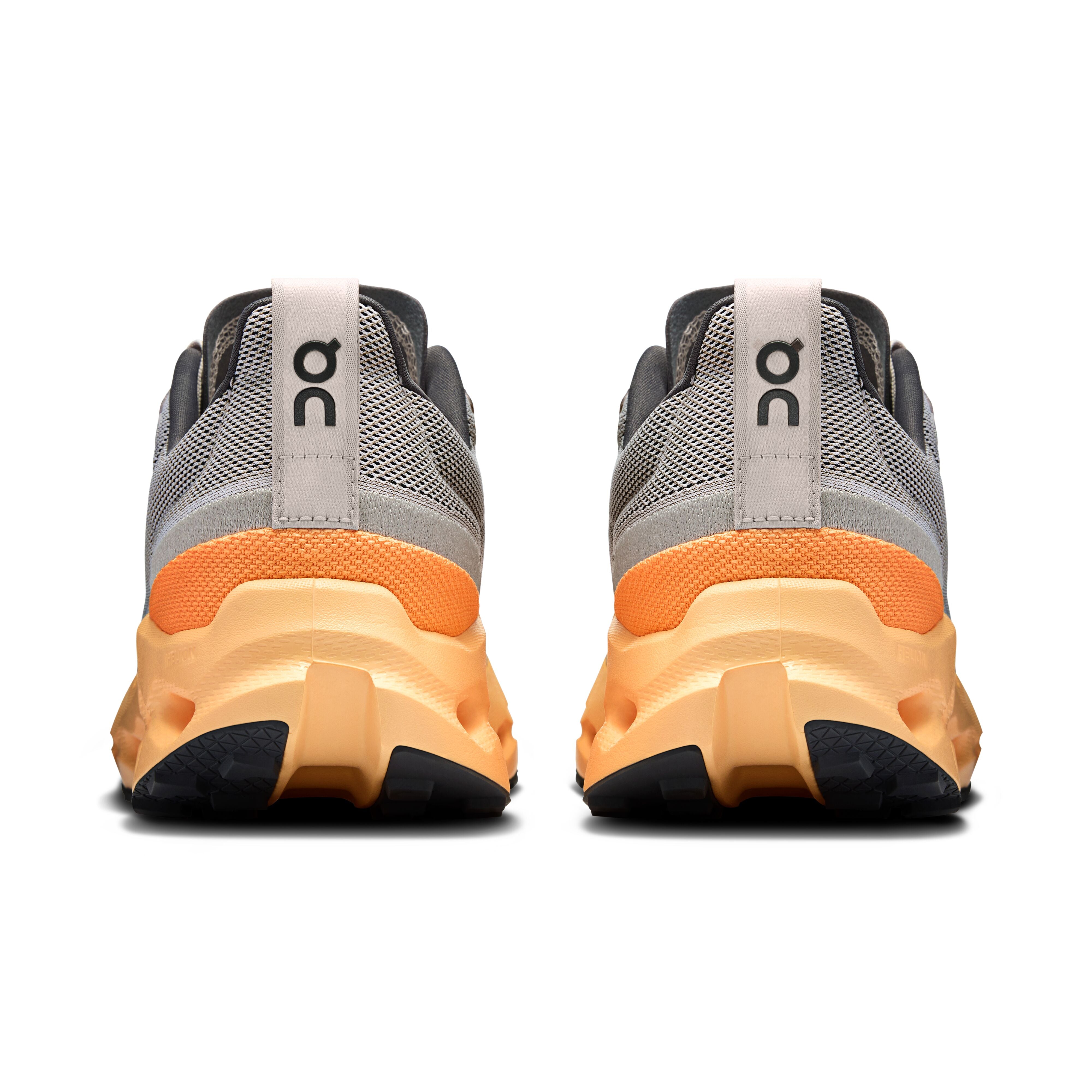 Men's On Cloudsurfer Trail Running Shoe in Silver | Blonde