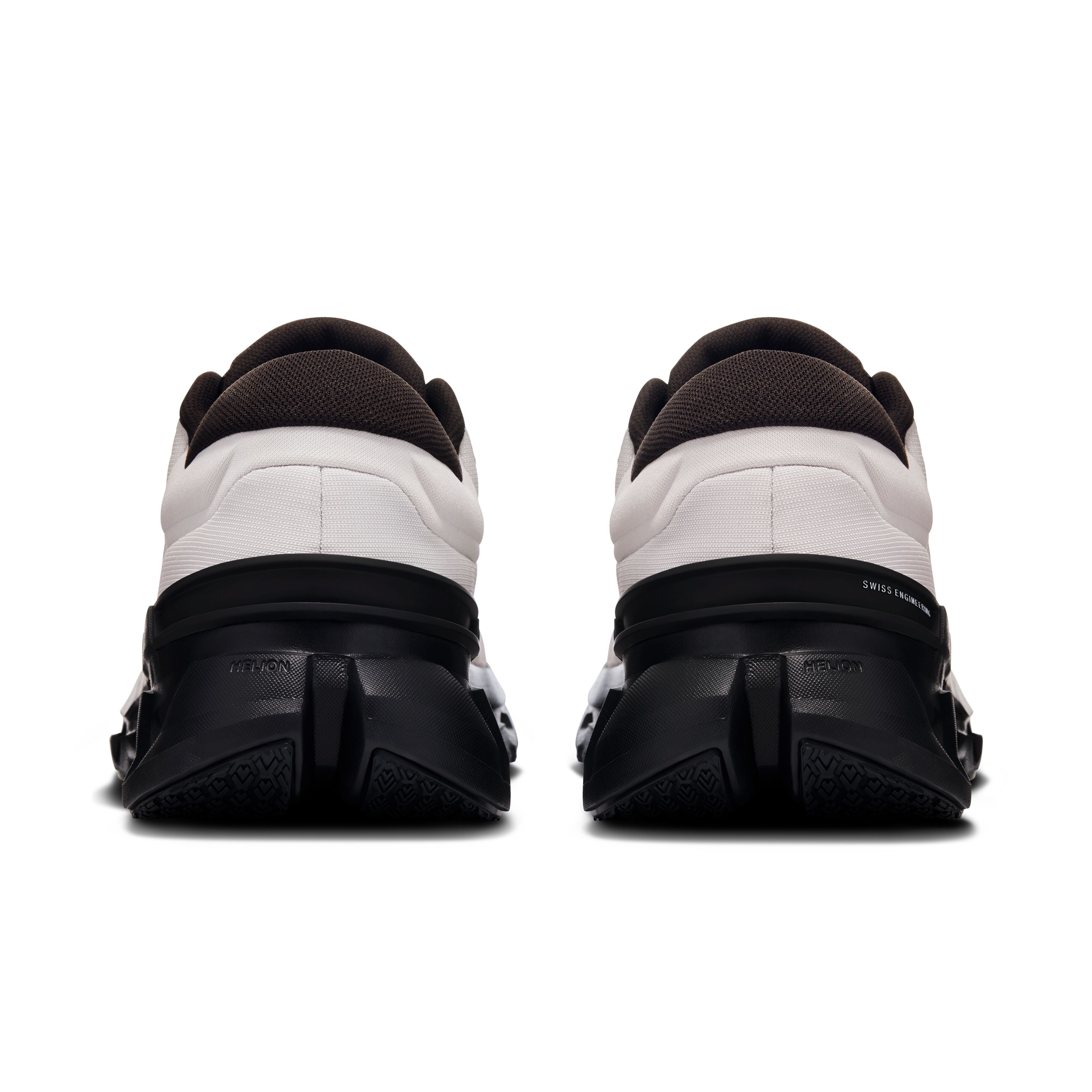 Men's On Cloudflyer 5 Running Shoe in Wolf | Black