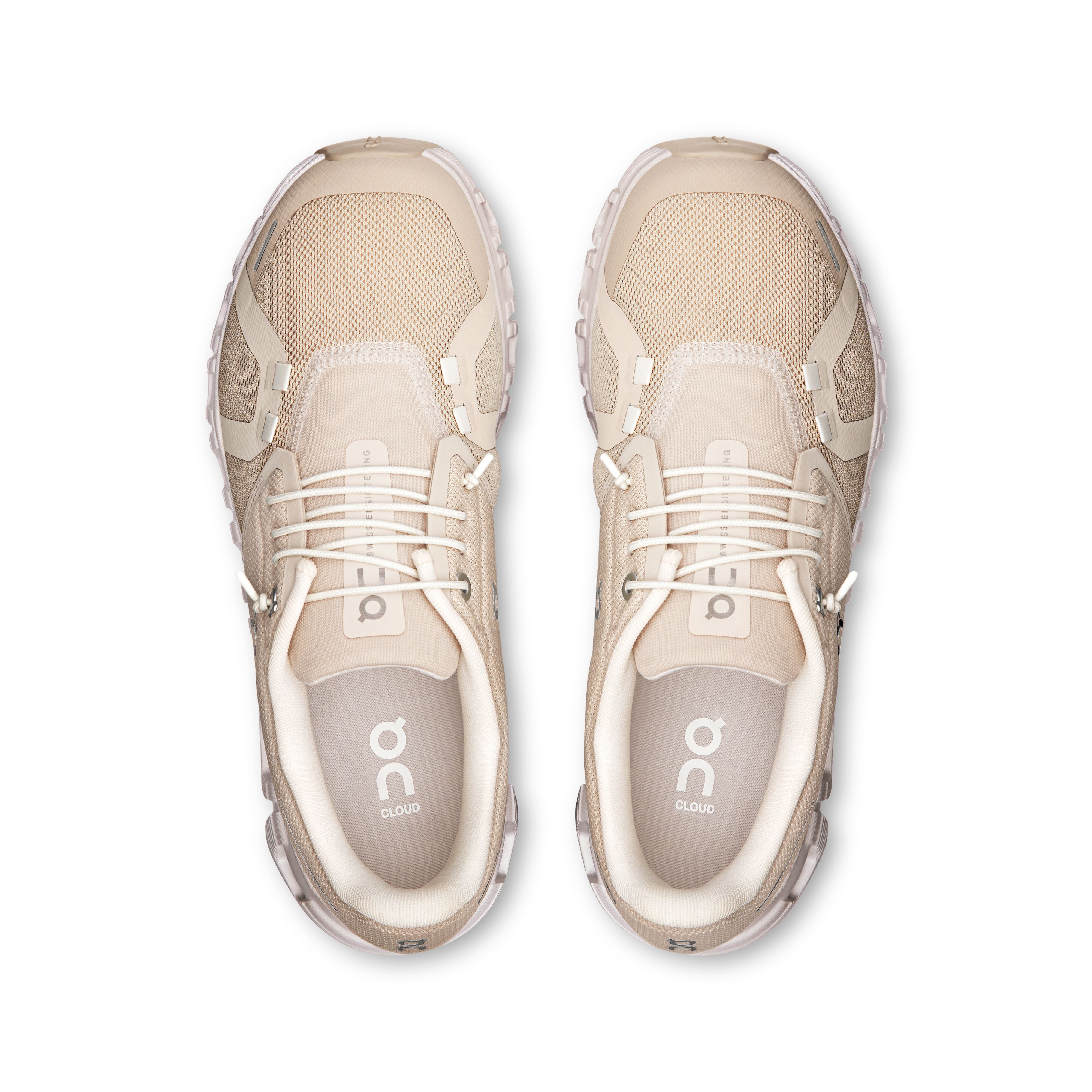Women's On Cloud 6 Running Shoe in Pearl | White