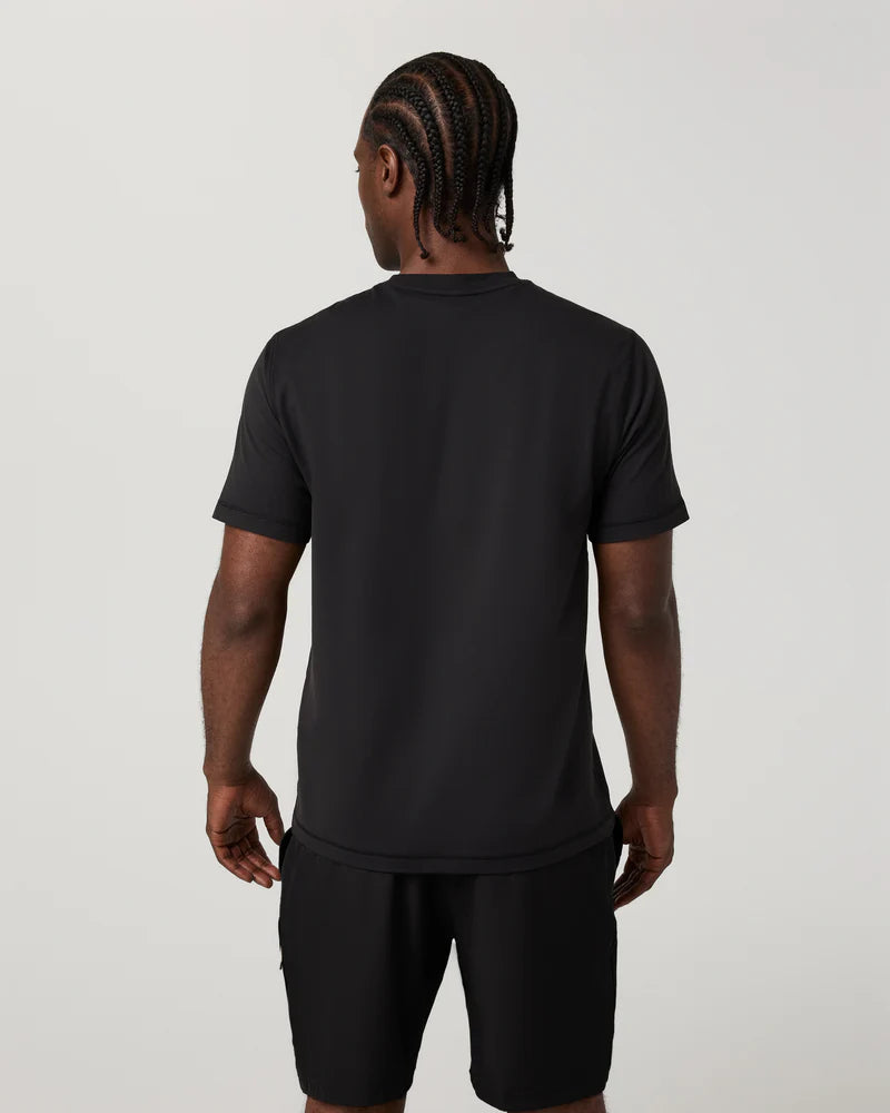 vuori Men's Short Sleeve Ponto Performance Tee in Black