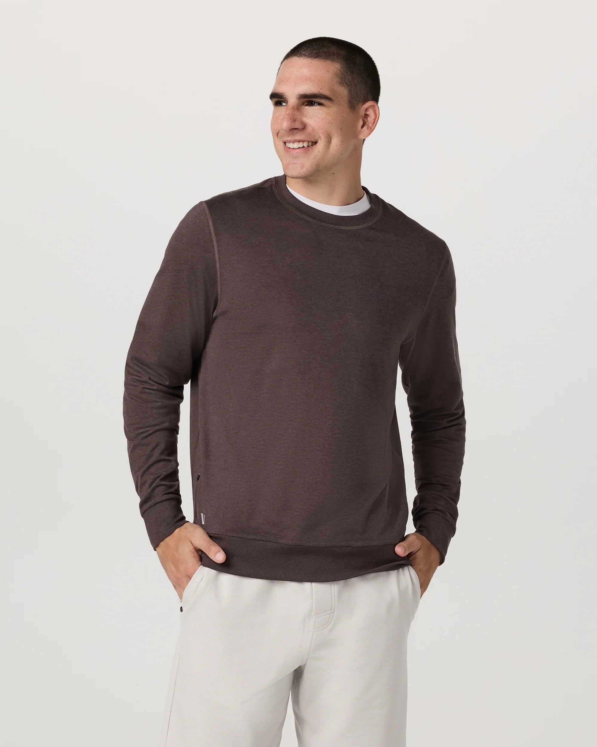 vuori Men's Long Sleeve Ponto Performance Crew in Sangria Heather