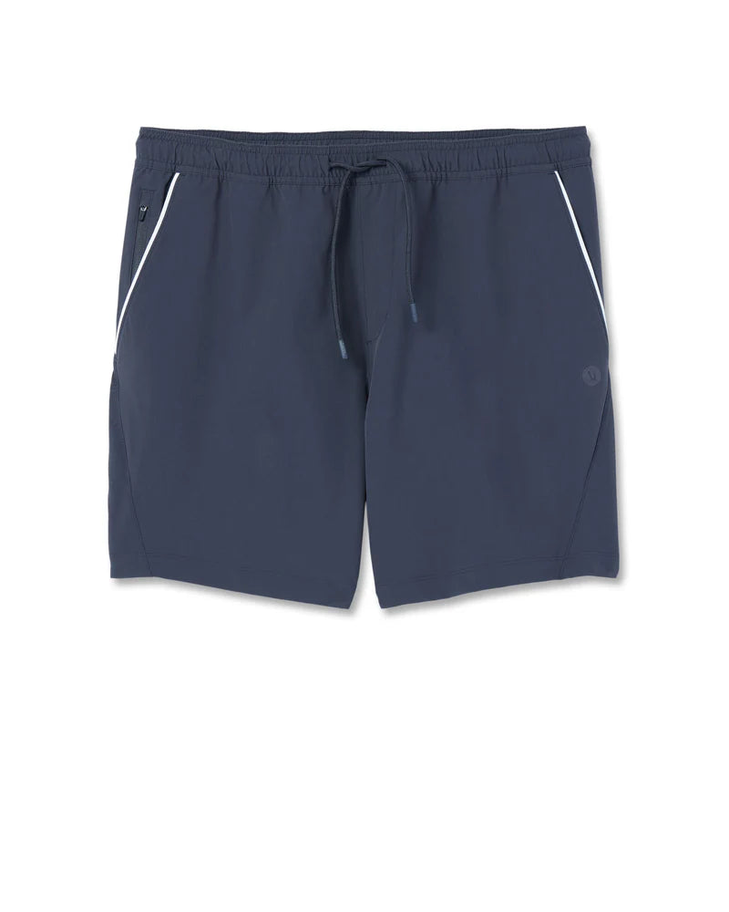 vuori Men's Crosscourt Short in Navy