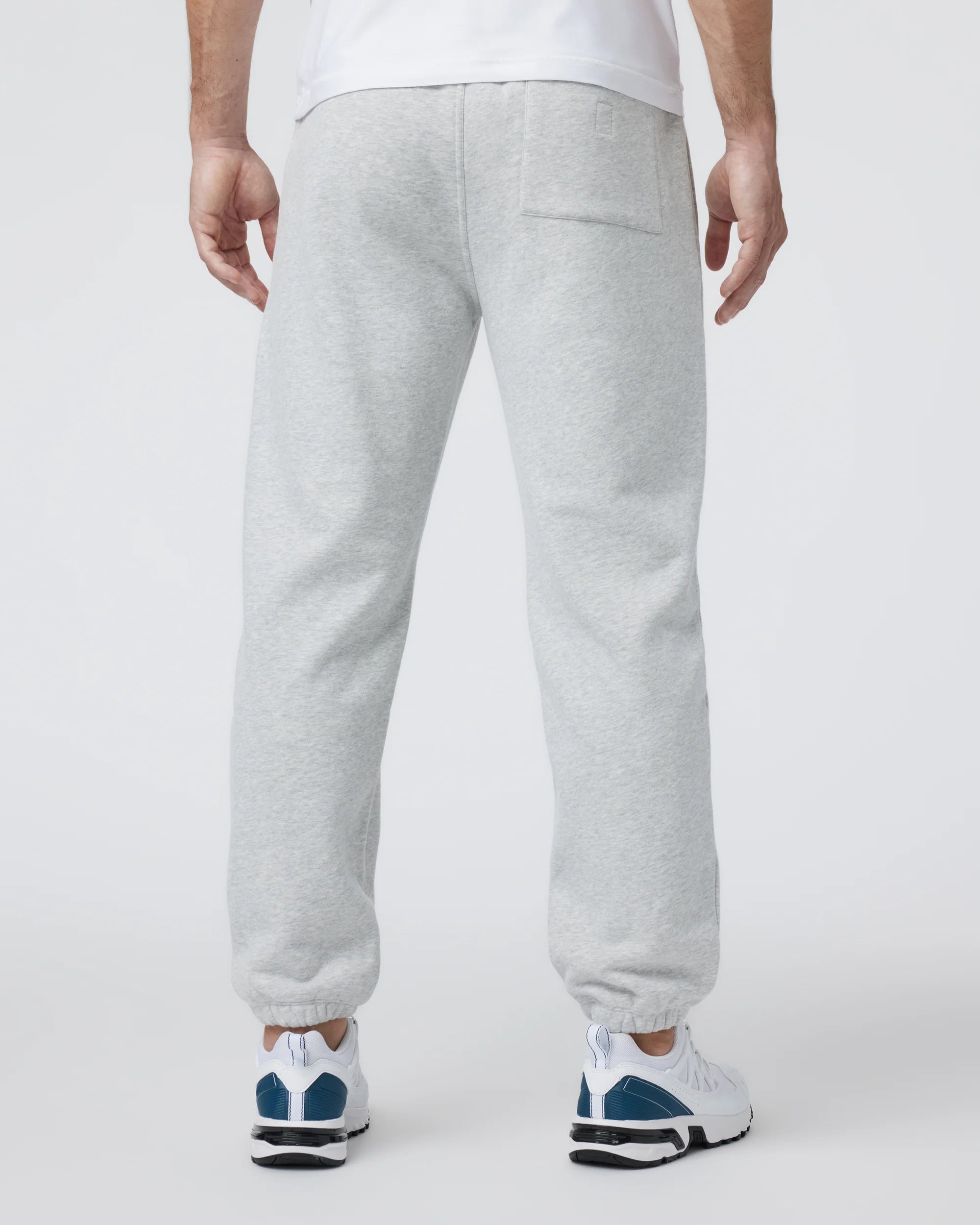vuori Men's Seaside Sweatpant - Long in Light Heather Grey