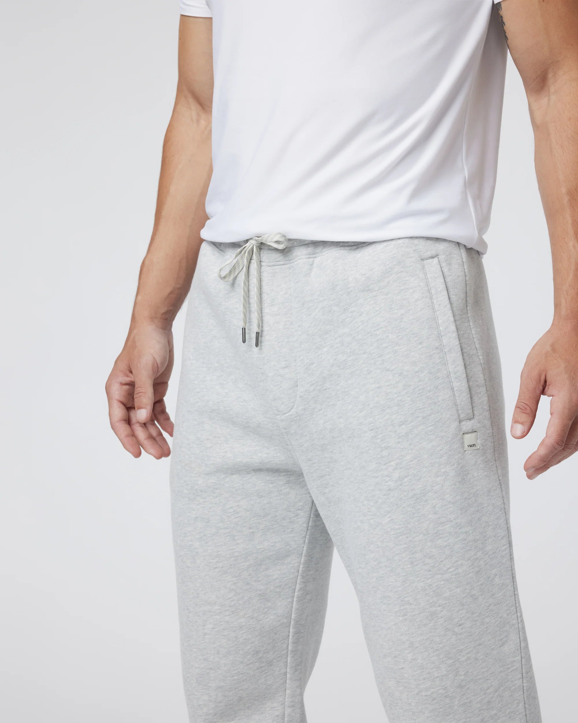 vuori Men's Seaside Sweatpant - Long in Light Heather Grey