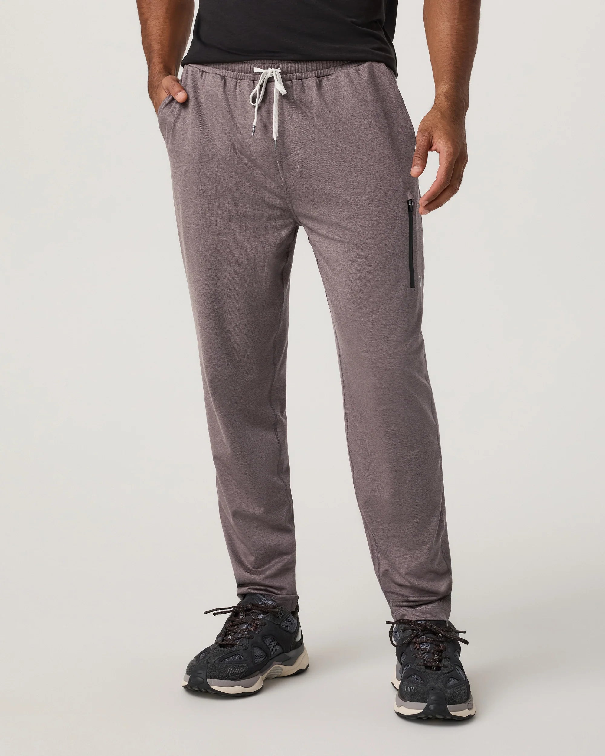 vuori Men's Sunday Performance Jogger in Huckleberry Heather