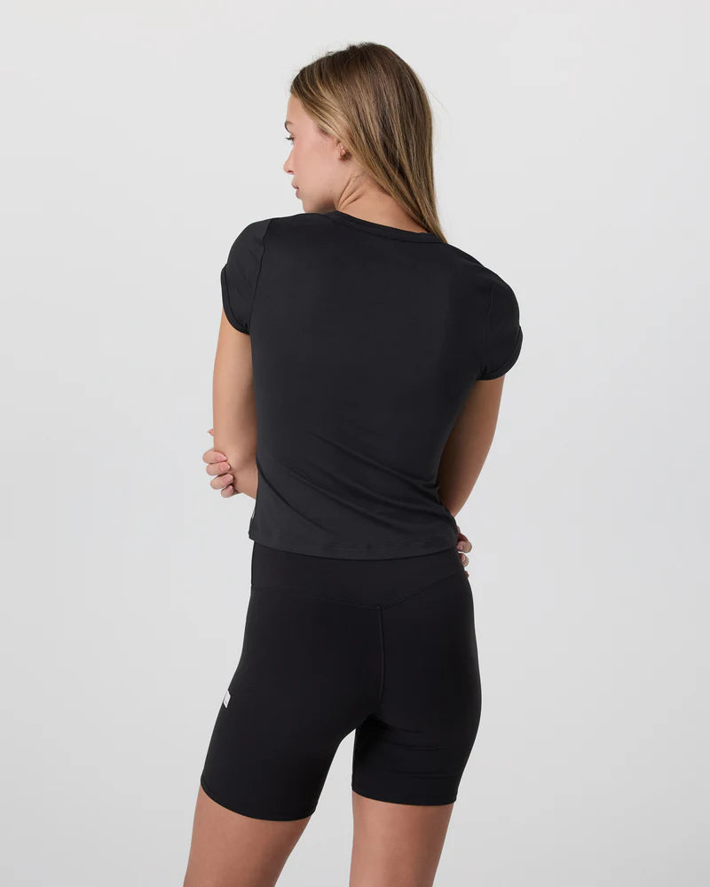 vuori Women's Halo Baby Tee in Solid Black