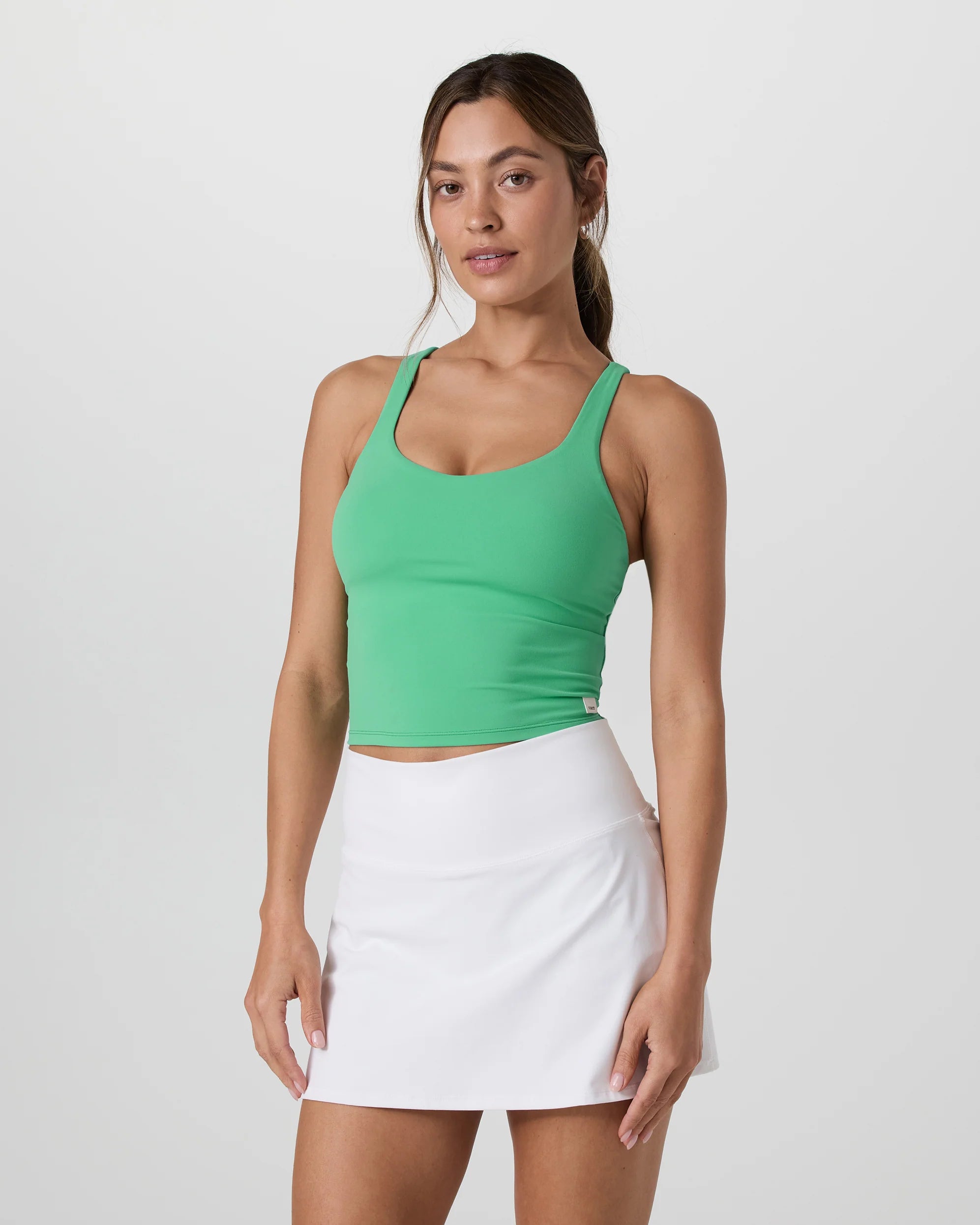 vuori Women's Dynamic Tank in Light Bergamot