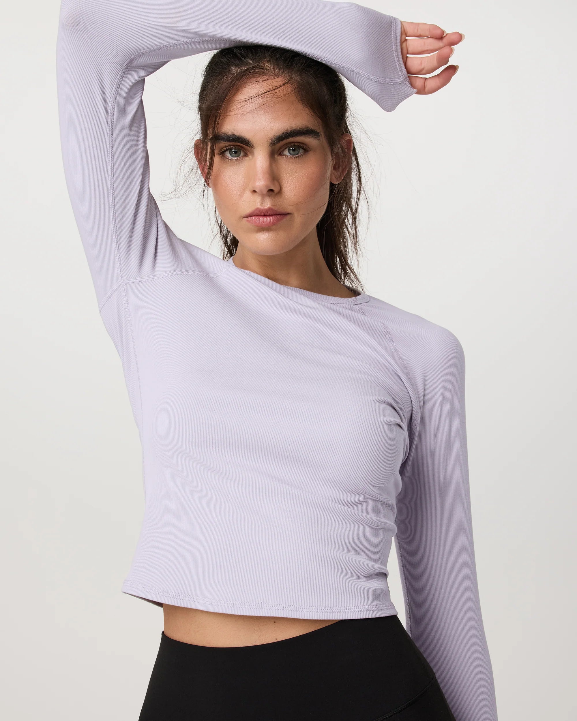 vuori Women's Long Sleeve Pose Crew in Lavender Ice