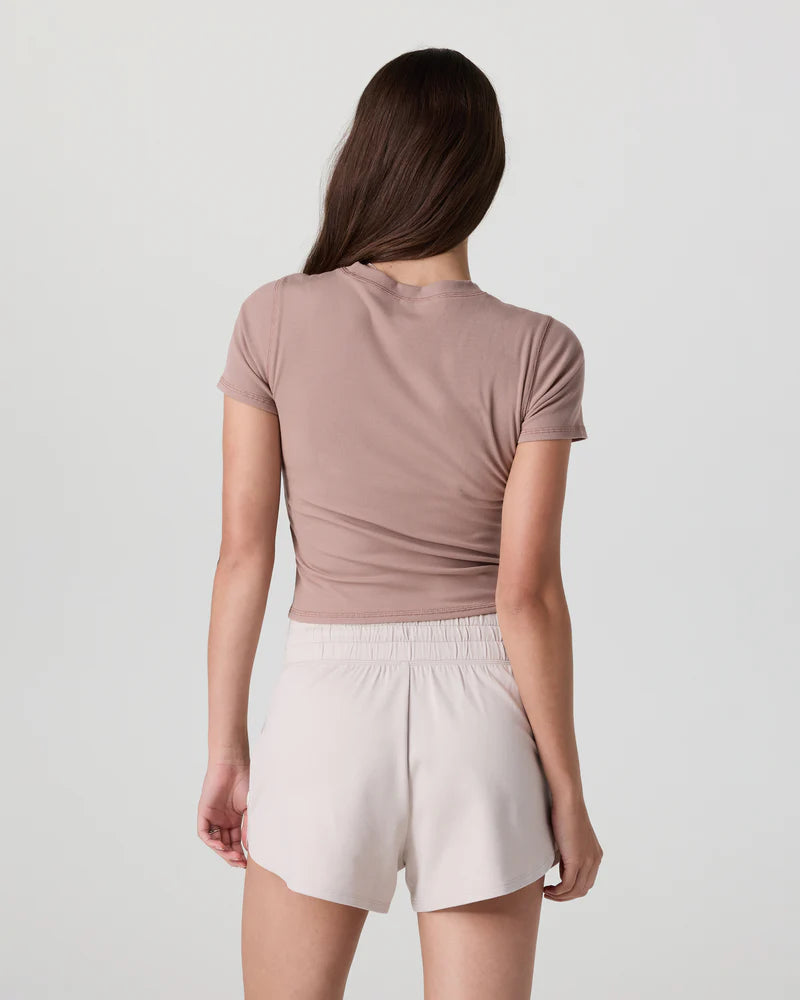 vuori Women's Pose Fitted Tee in Rose Clay