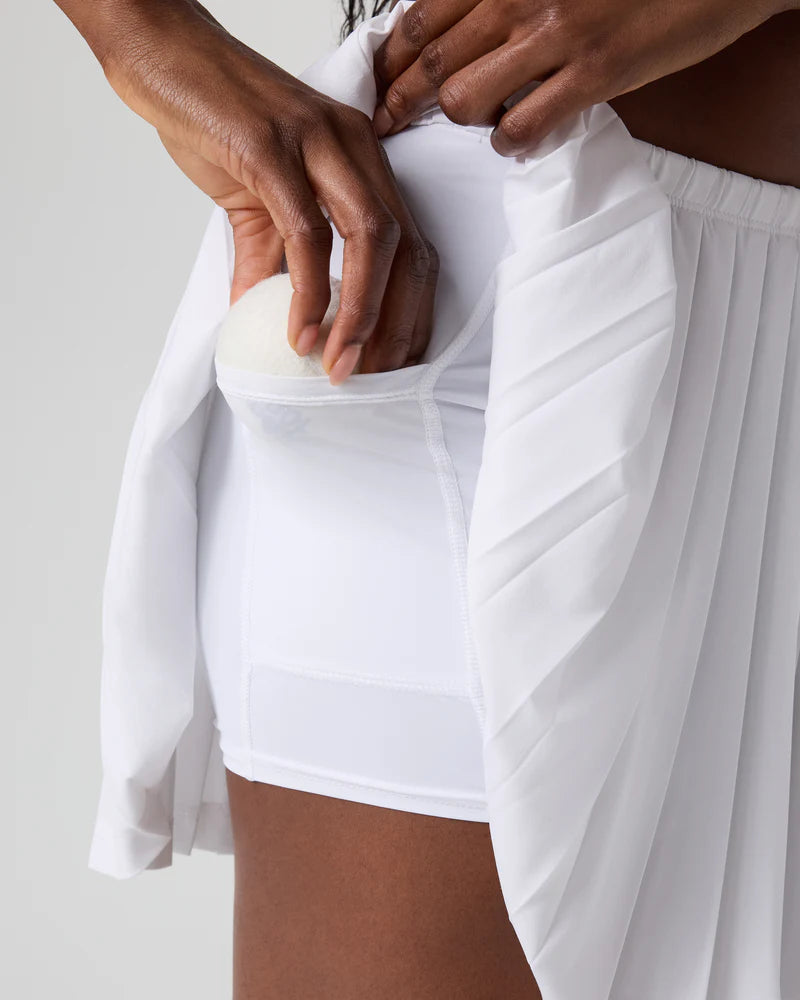 vuori Women's Clementine Pleated Skirt 15" in White