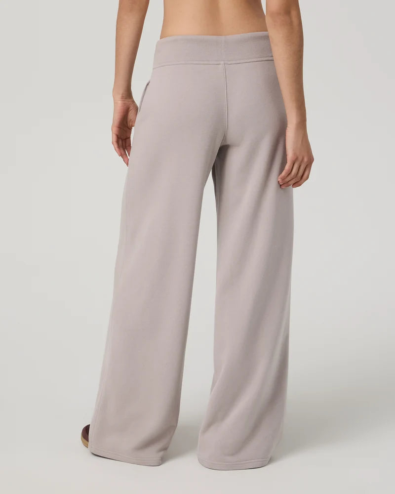 vuori Women's Sedona Midrise Wideleg Sweatpant in Soft Pewter