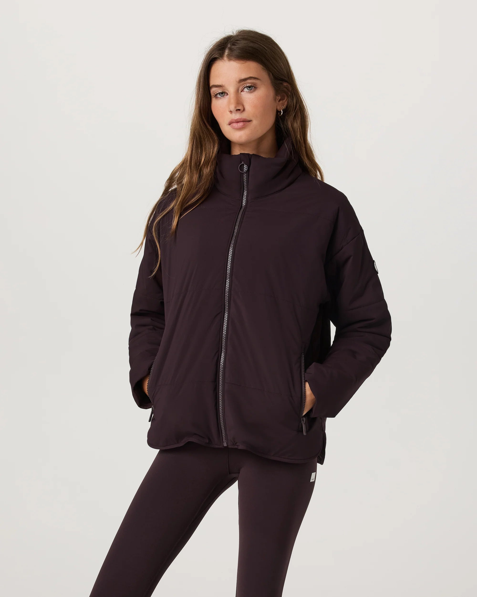 vuori Women's Canyon Insulated Jacket in Raisin