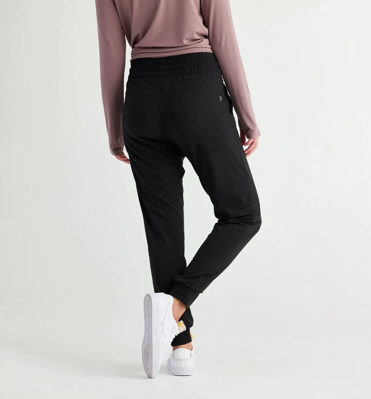 Free Fly Women's Bamboo-Lined Breeze Pull-On Jogger