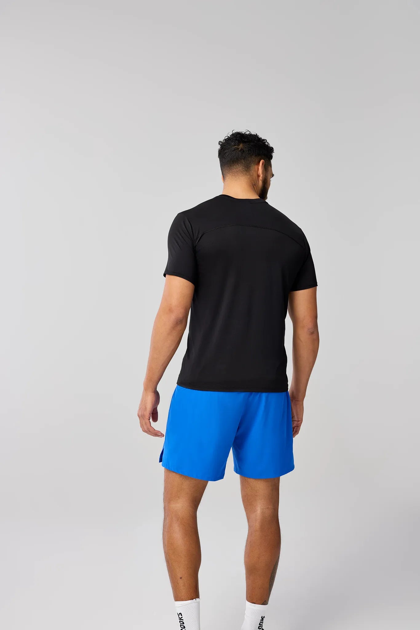 Men's Brooks Atmosphere Short Sleeve Tee 3.0 in Black