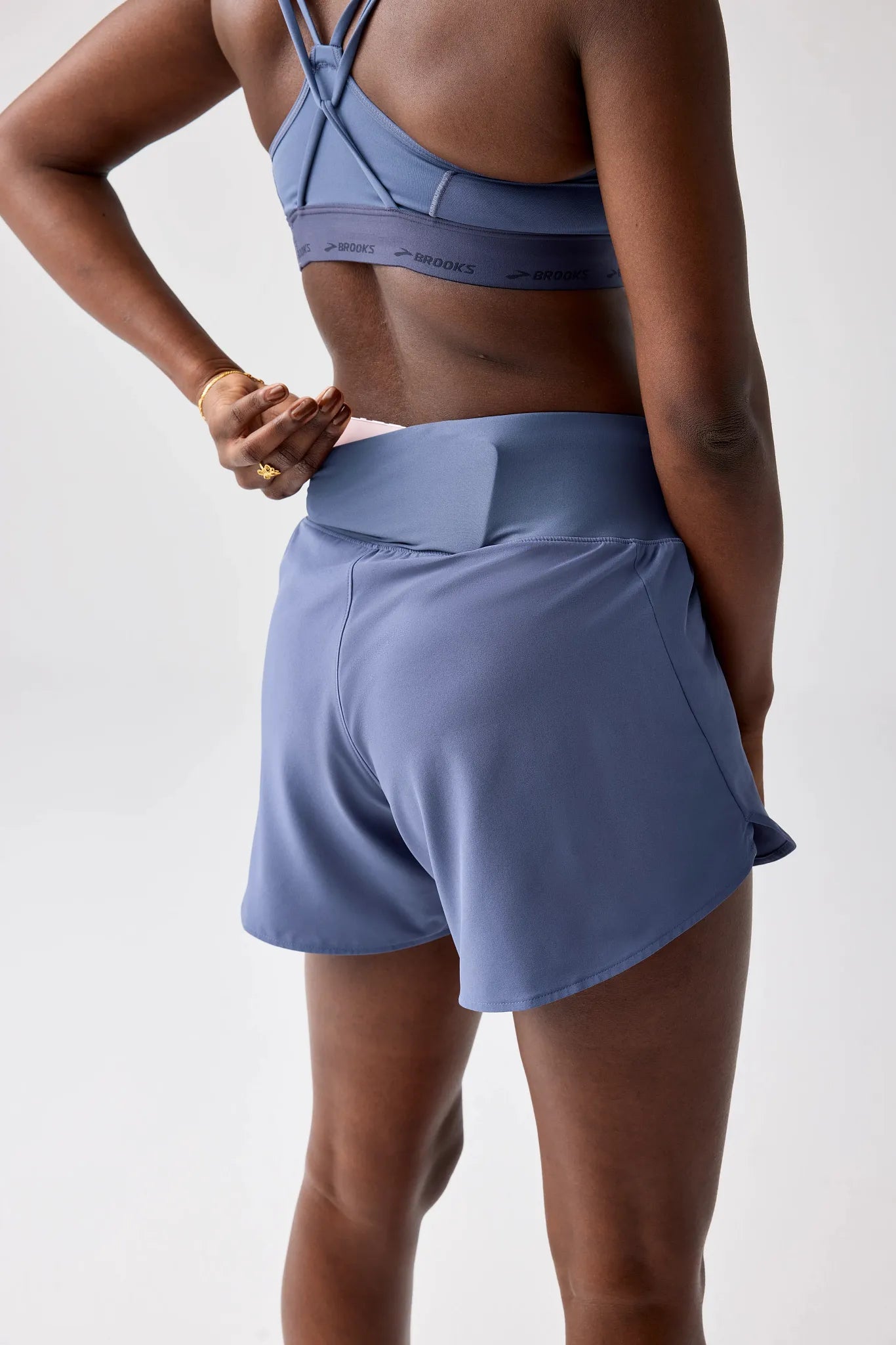 Women's Brooks Chaser 5" Short 2.0 in Nightshadow