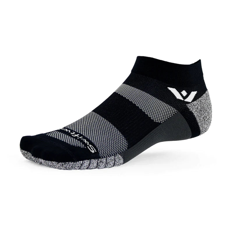 Swiftwick Flite XT Ankle, Black