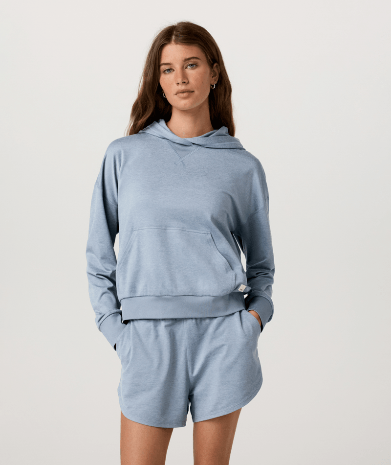 vuori Women's Halo Modern Pullover Hoodie in Sea Glass Heather