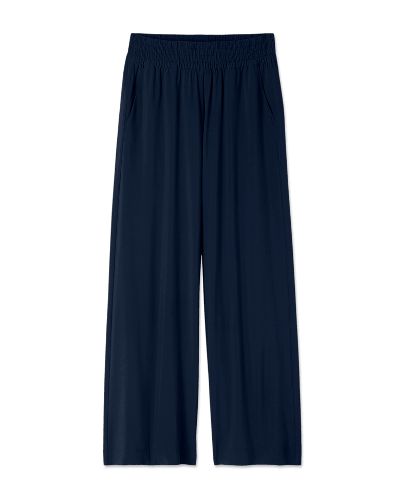 vuori Women's Villa Wideleg Pant in Ink