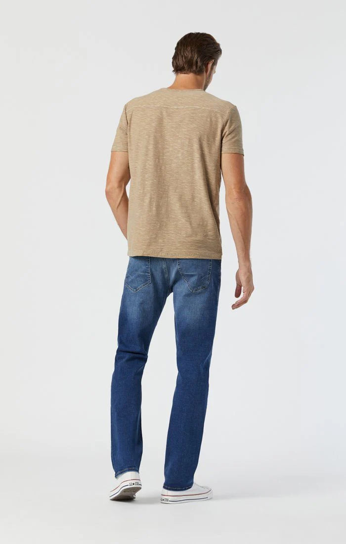 Mavi Men's Zach Straight Leg Jeans in Mid Brushed Organic Move