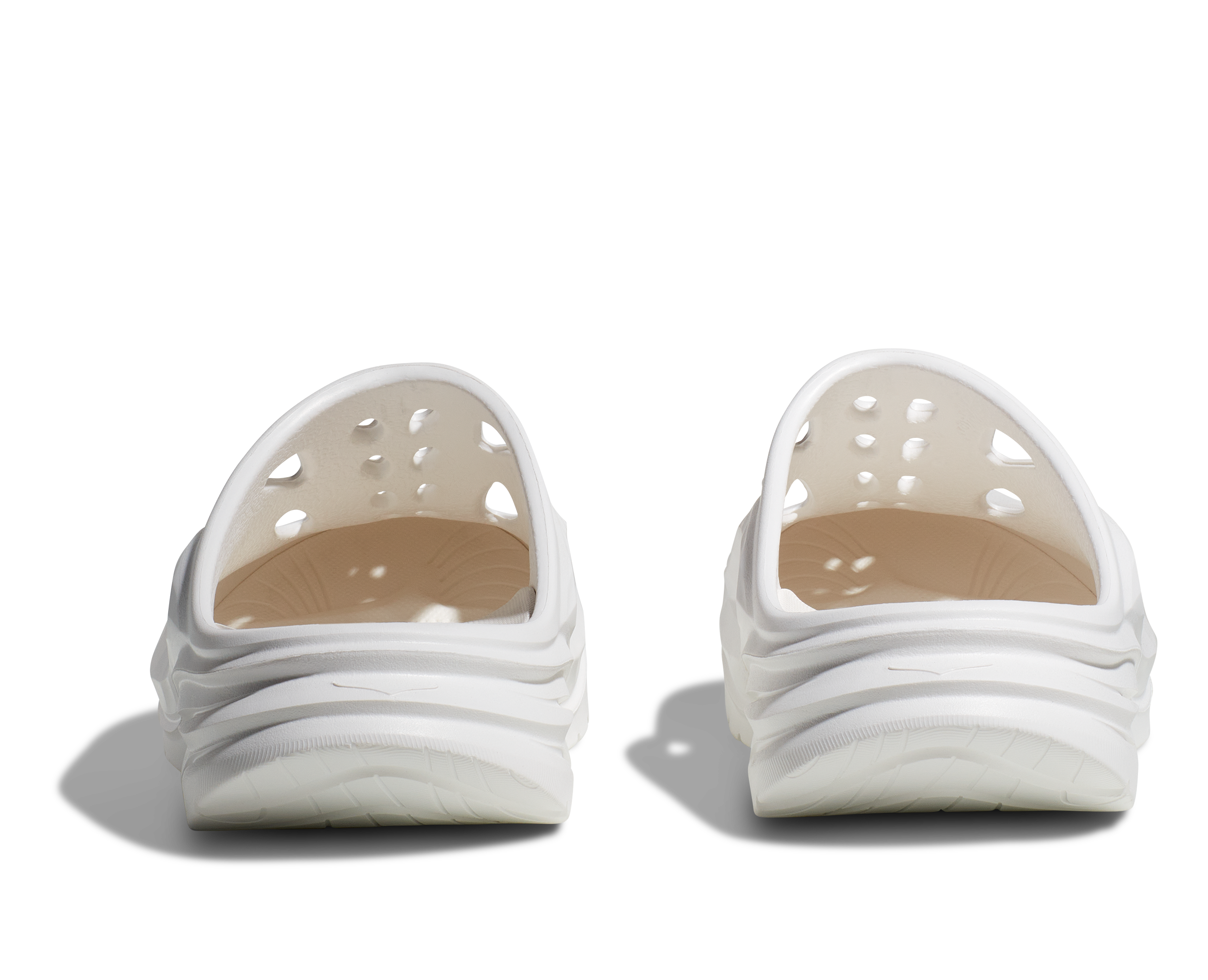 HOKA Ora Recovery Mule in White / White