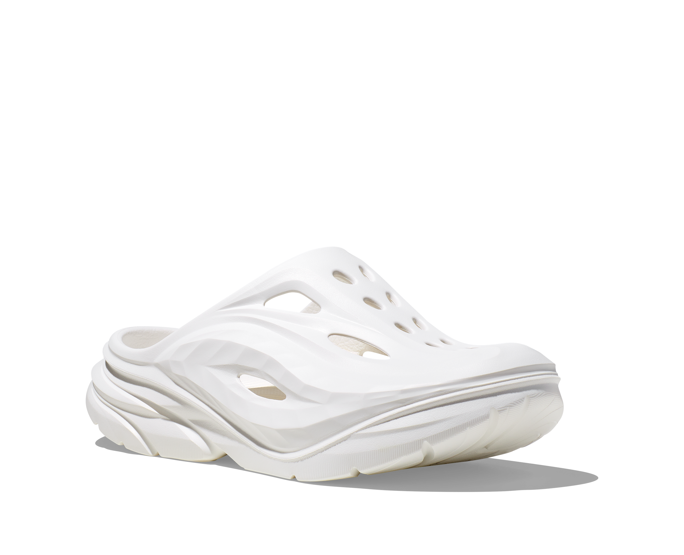 HOKA Ora Recovery Mule in White / White