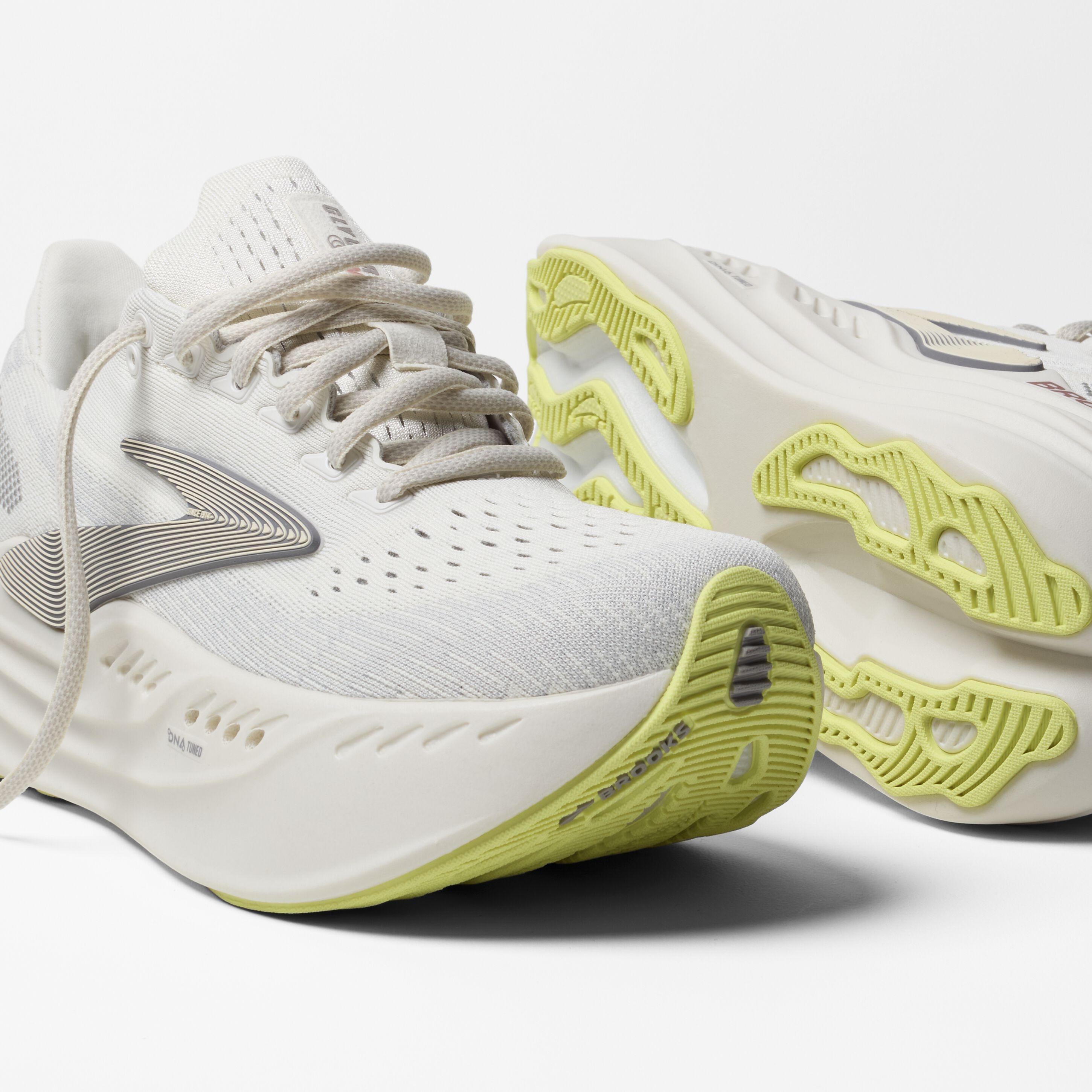 Women's Brooks Running Glycerin Max Road Running Shoe in Coconut/Alloy/Rose