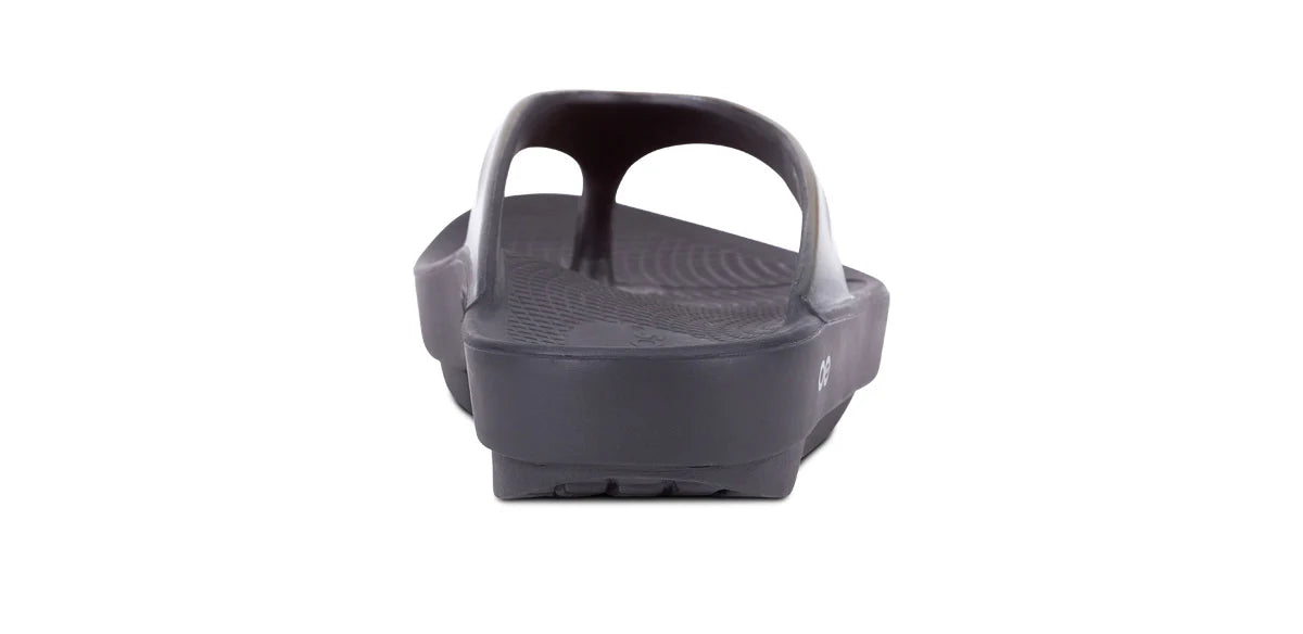 Oofos Women's Luxe Sandal in Latte