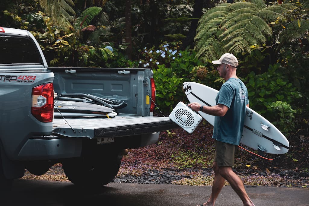 Turtlebox Outdoor Bluetooth Waterproof Gen 3 Portable Speaker in White/Black