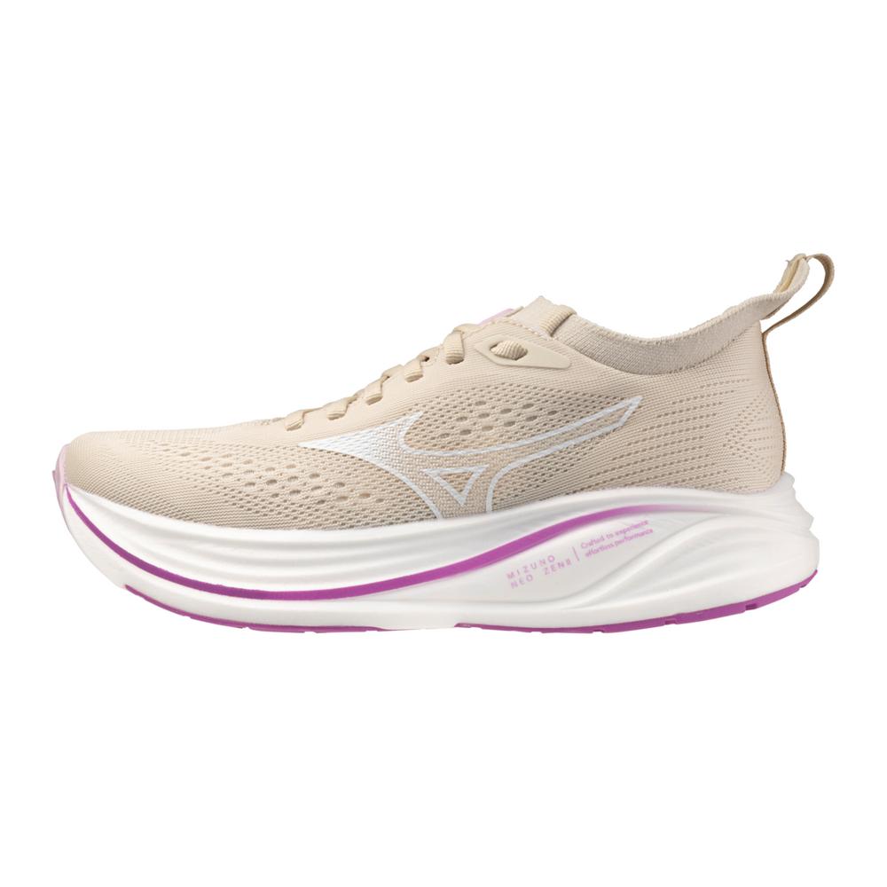 Women's Mizuno Neo Zen 2 Running Shoe in Summer Sand White