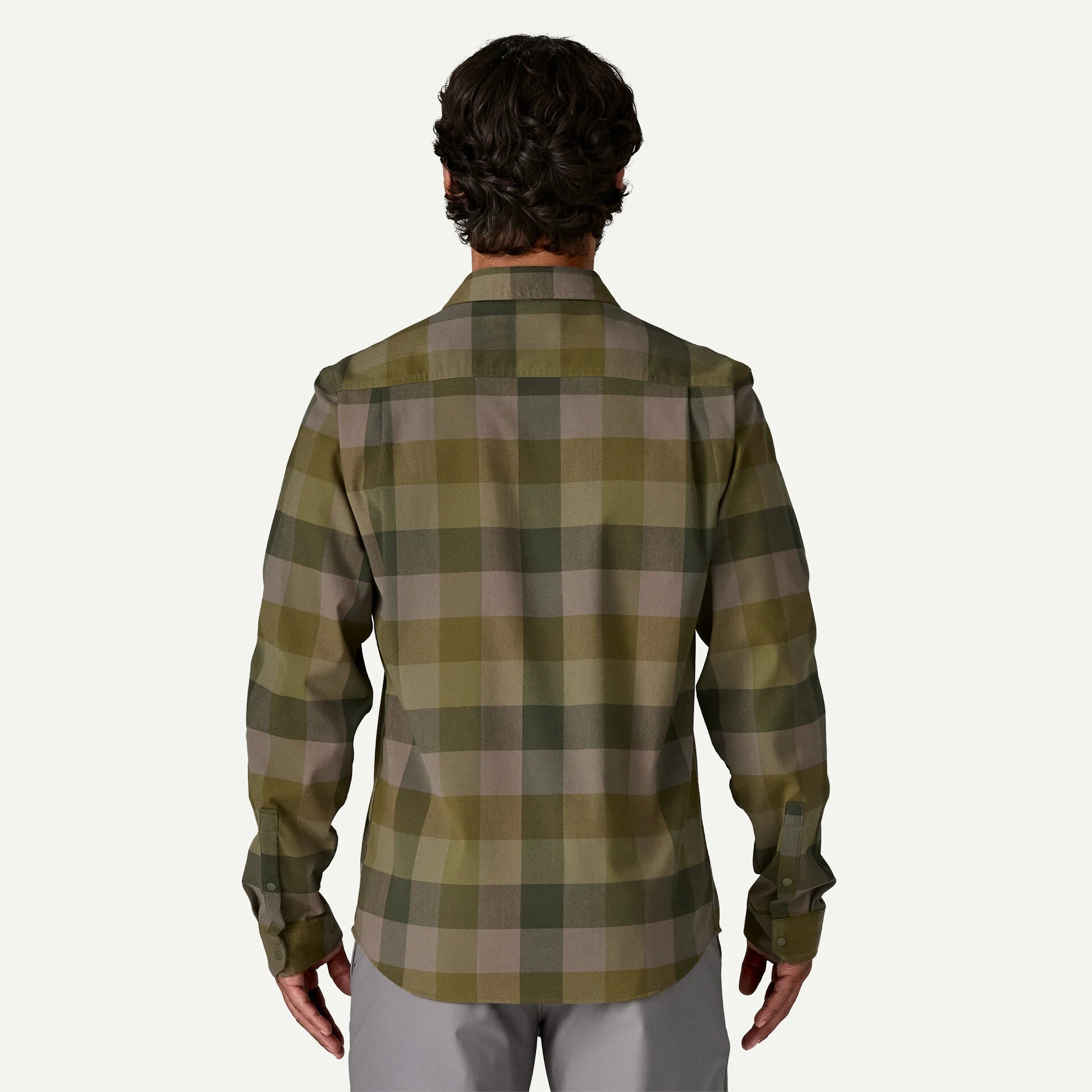Patagonia Men's Canyonite Flannel Shirt in Trail Rider: Pond Green