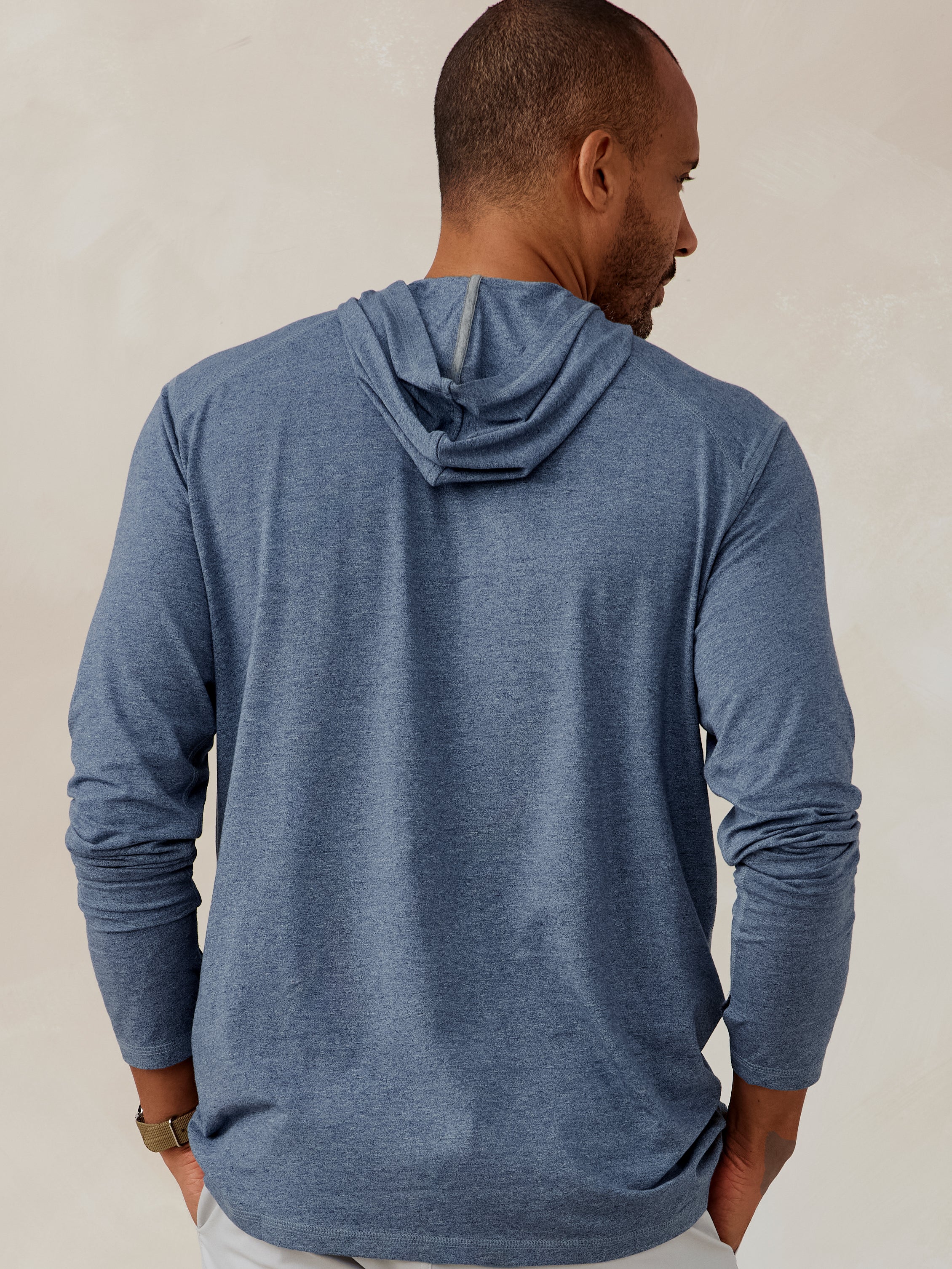 Tasc Carrollton Lightweight Hoodie in Admiral Jasper