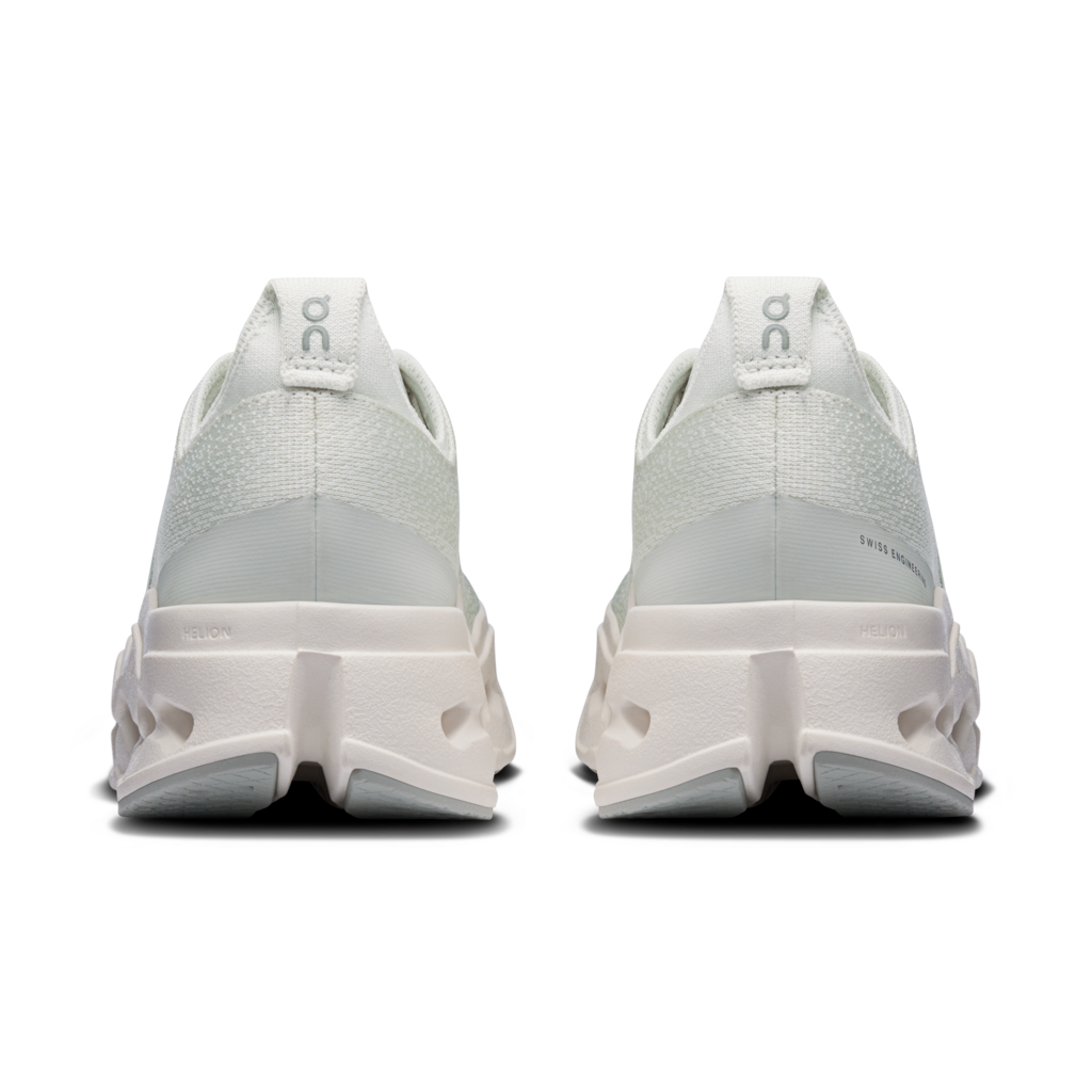 Women's On Cloudsurfer Max Running Shoe in Iceberg | Ivory