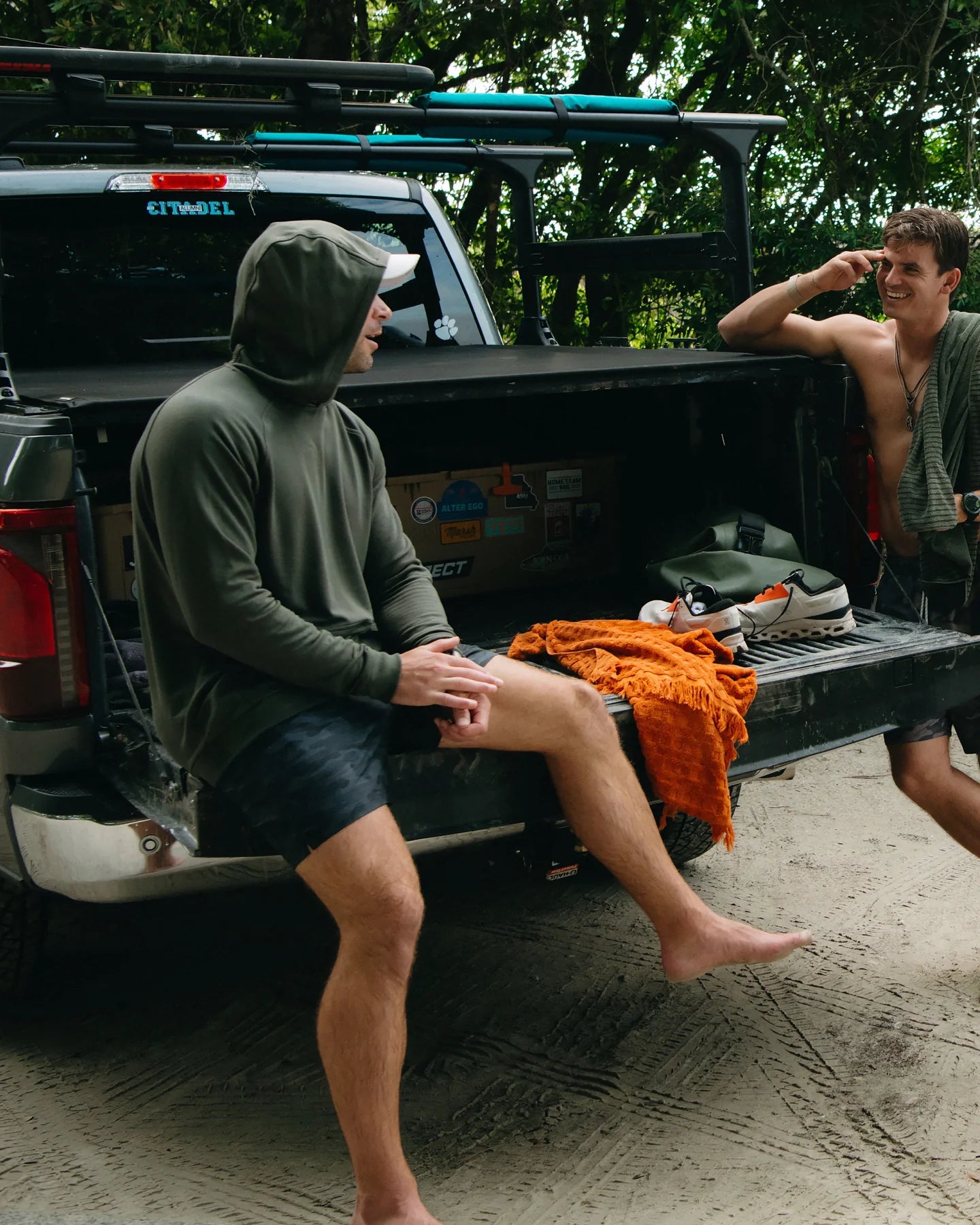 Free Fly Men's Bamboo Lightweight Fleece Hoodie in Dark Forest