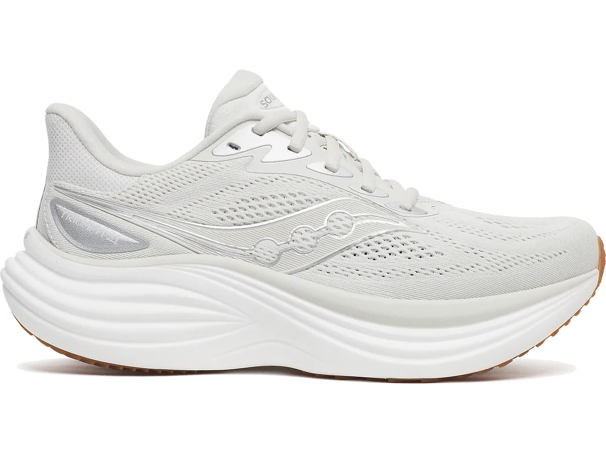 Women's Saucony Triumph 24 Running Shoe in Quartz Gum