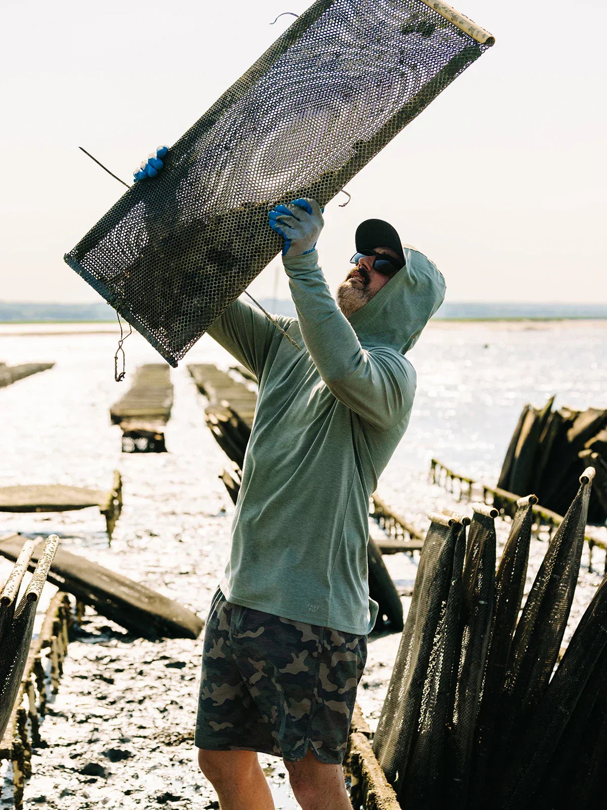 Free Fly Men's Bamboo Shade Hoodie in Heather Sea Pine