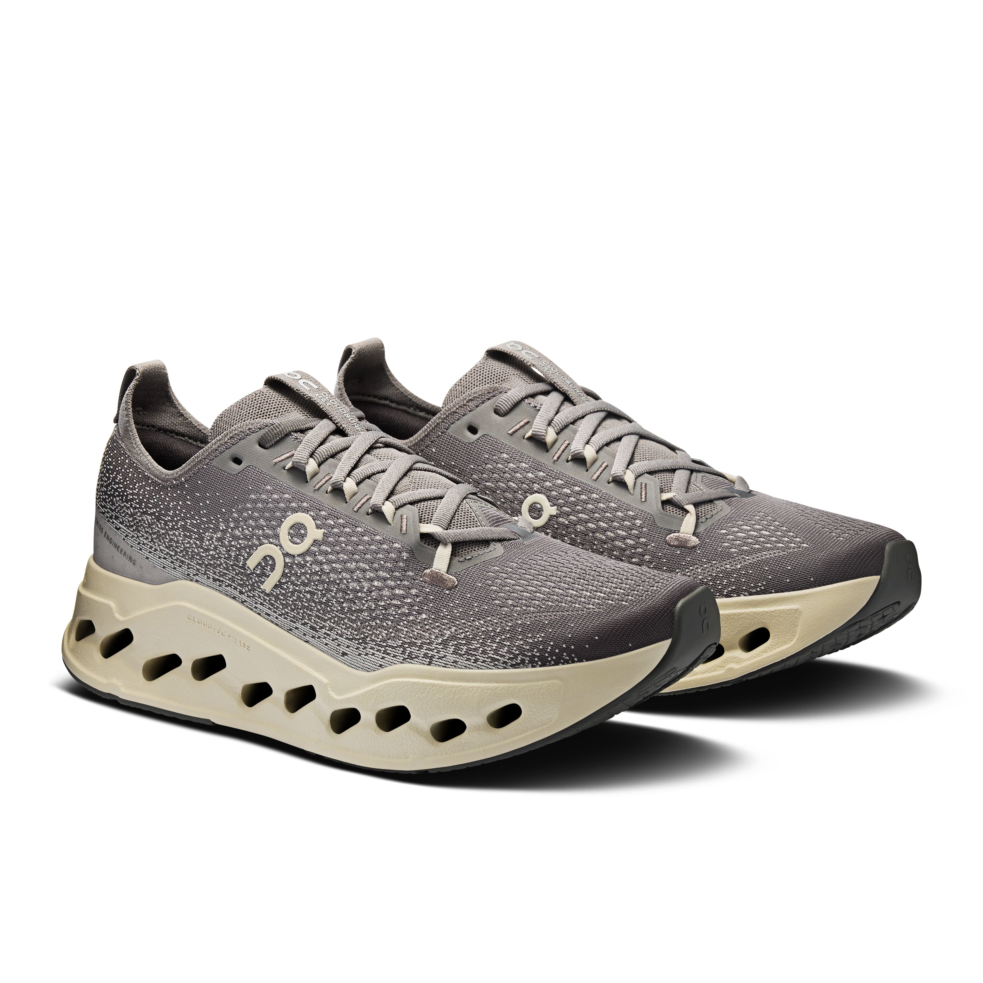 Men's On Cloudsurfer Max Running Shoe in Asphalt | Ice