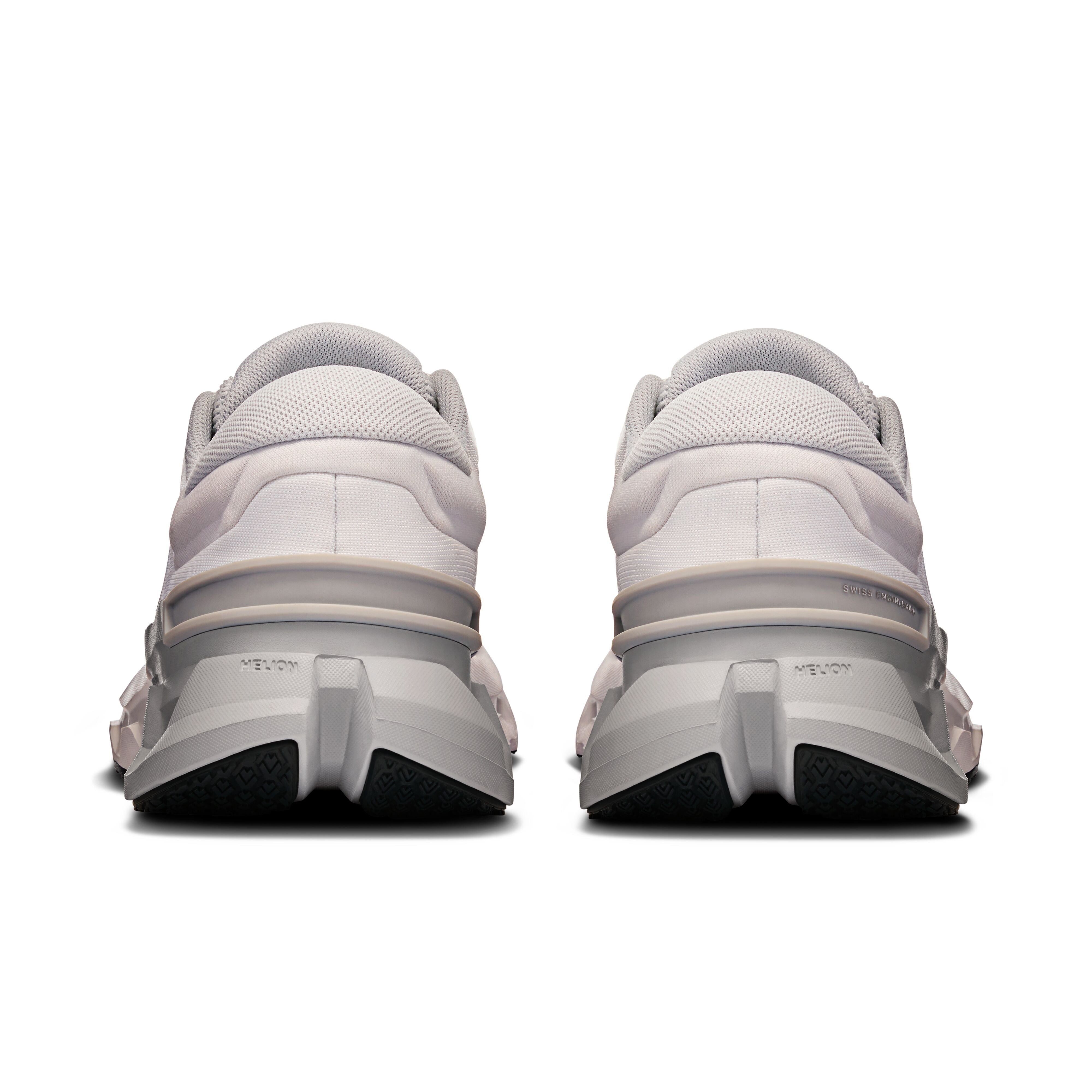 Women's On Cloudflyer 5 Running Shoe in White | Glacier