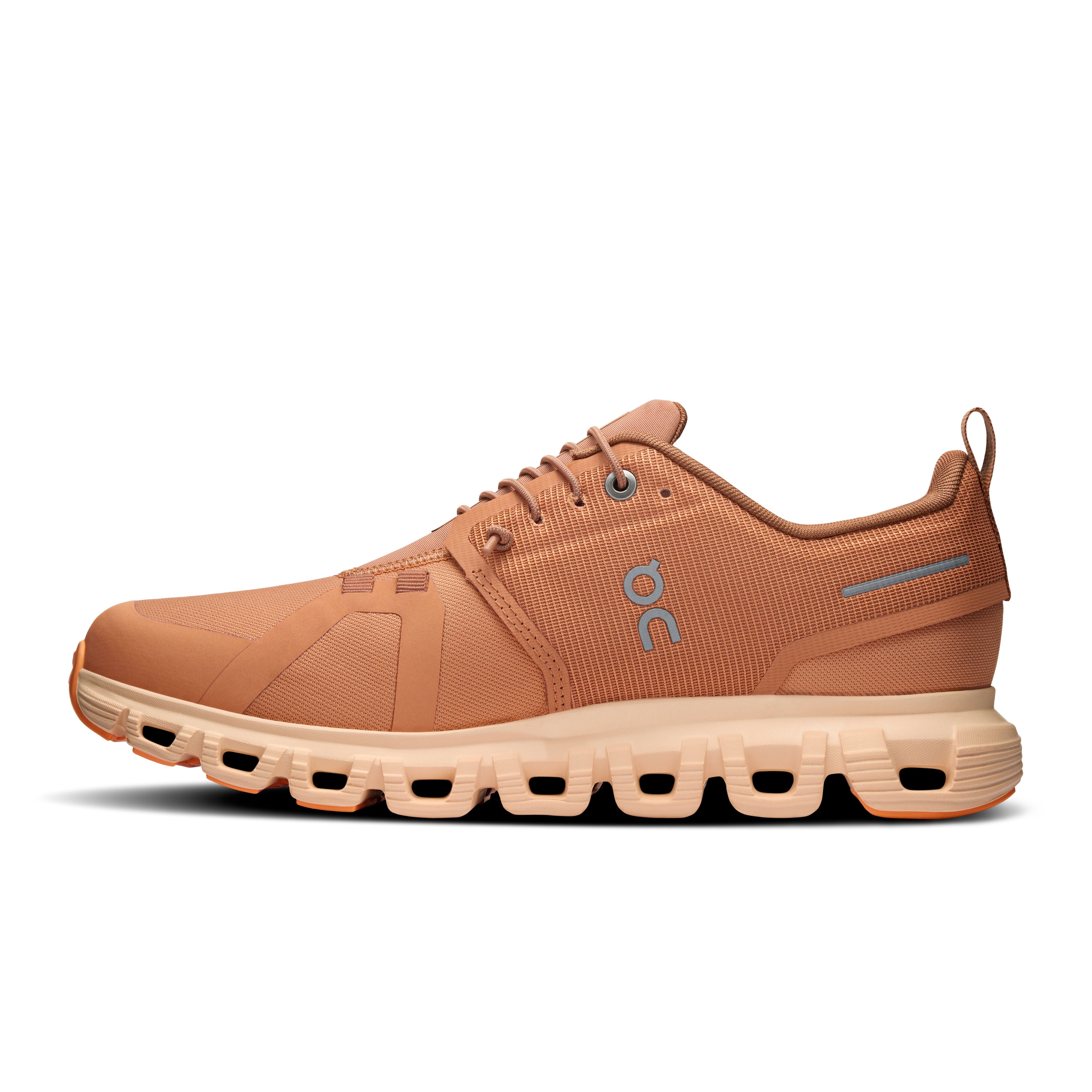 Women's On Cloud 6 Waterproof Shoe in Sandstone | Blonde