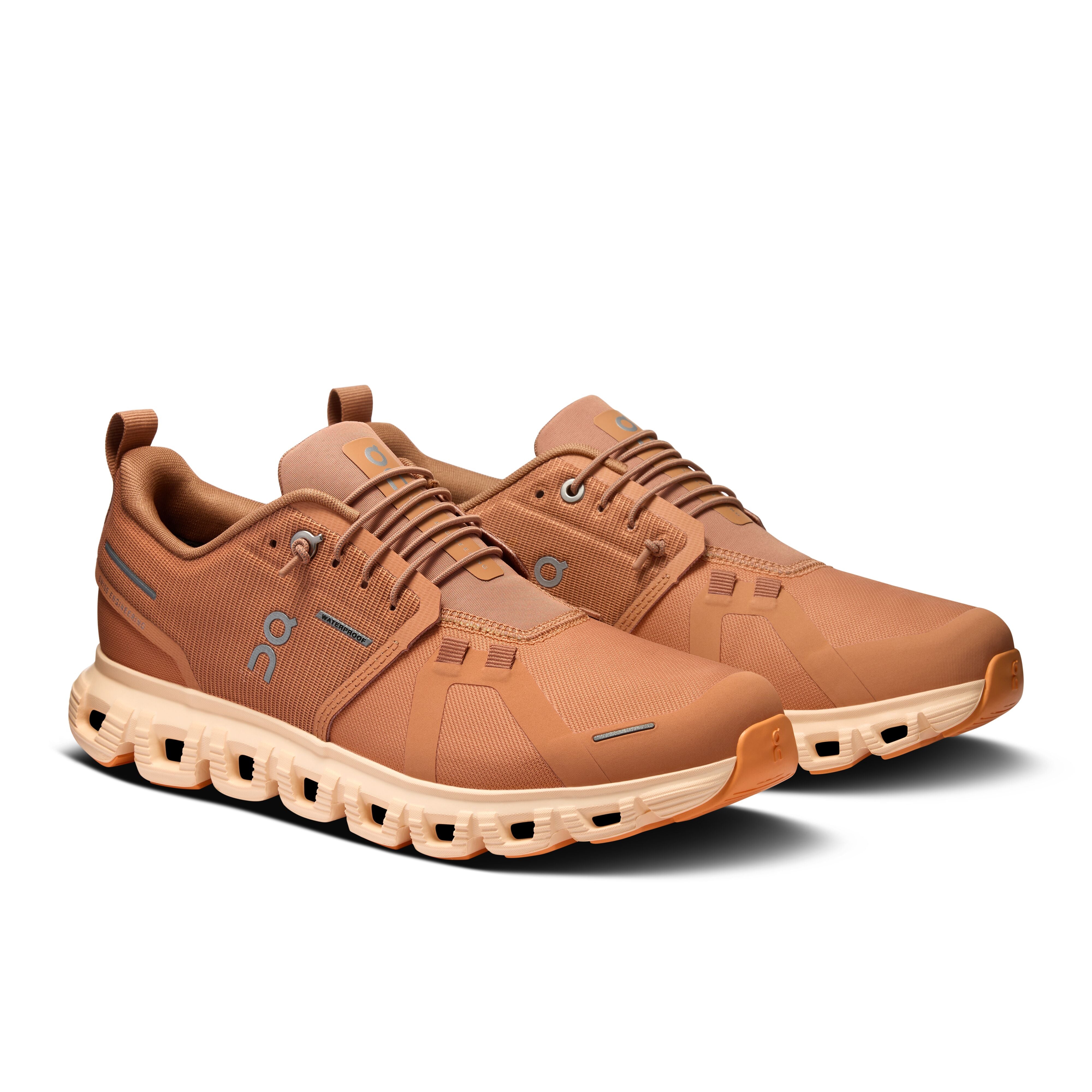 Women's On Cloud 6 Waterproof Shoe in Sandstone | Blonde