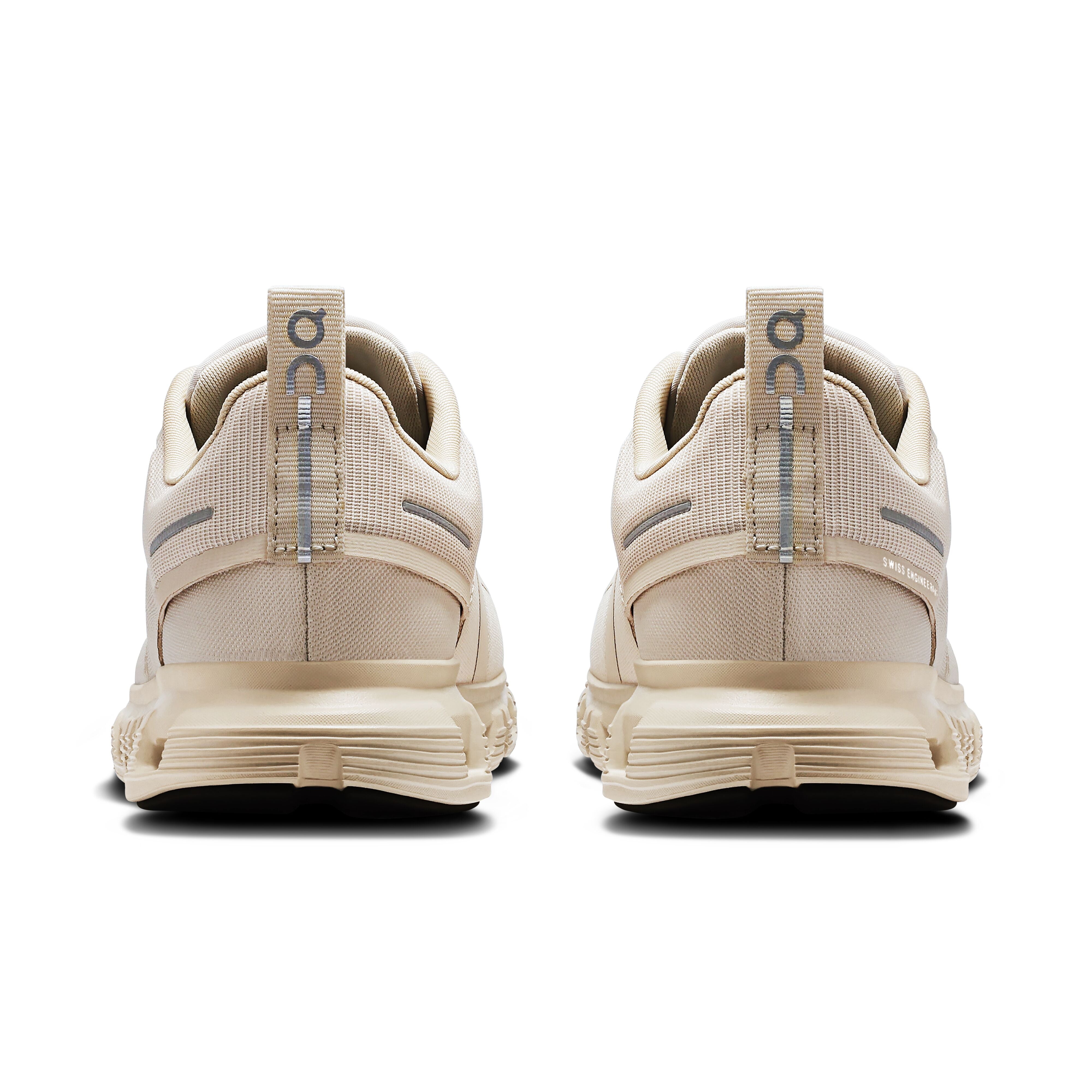 Women's On Cloud 6 Waterproof Shoe in Pearl | Cream