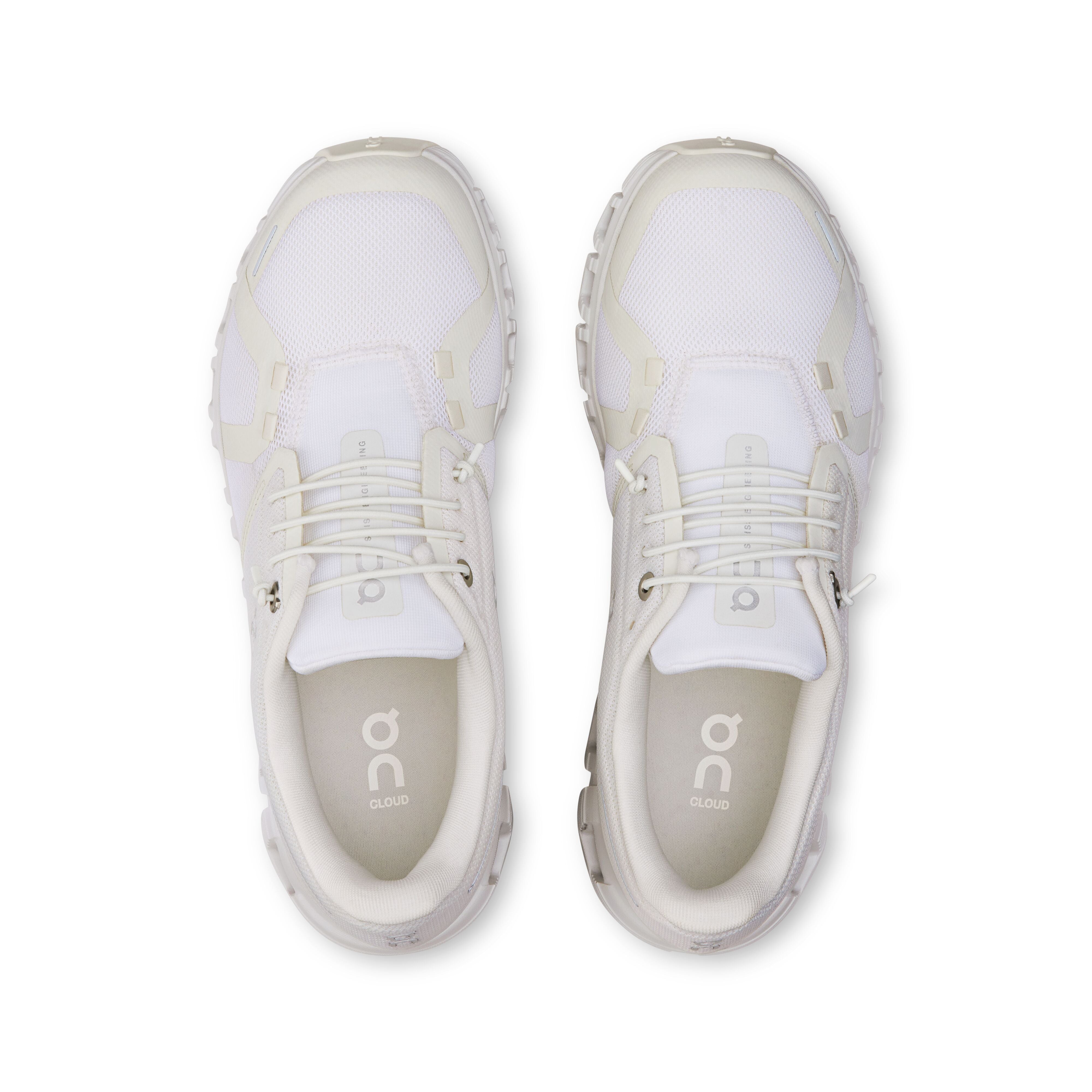 Women's On Cloud 6 Running Shoe in White | White