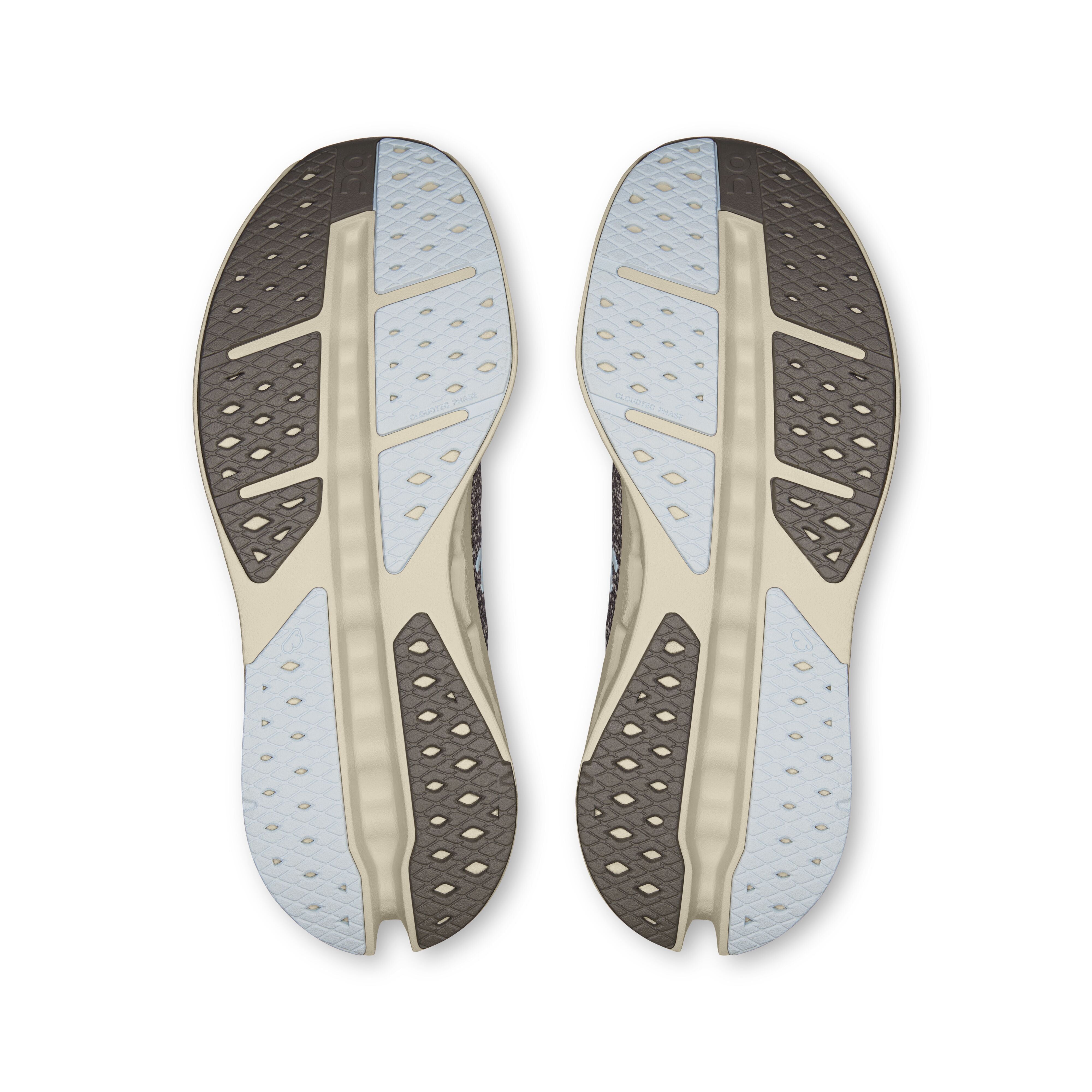 Women's On Cloudsurfer Max Running Shoe in Asphalt | Ice