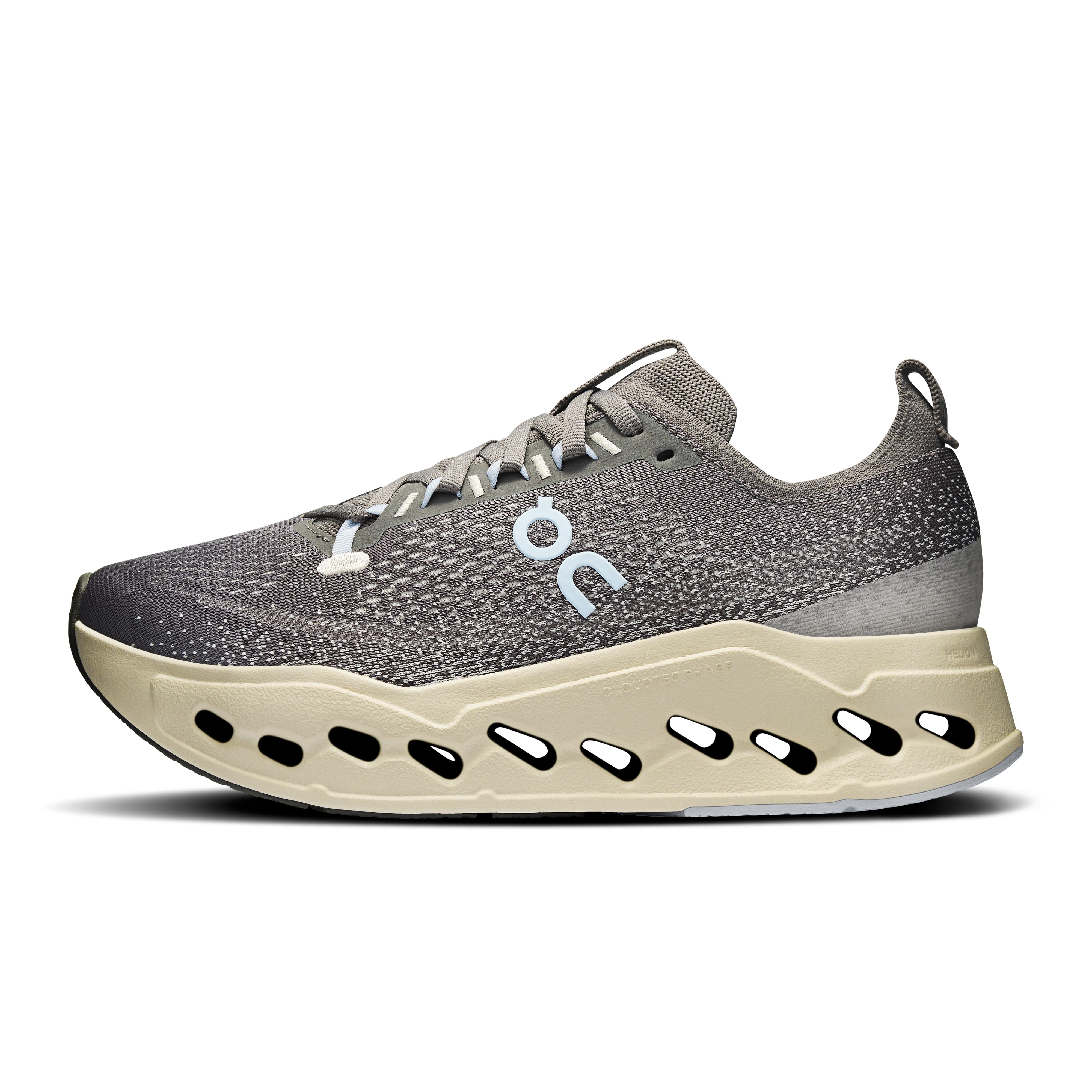 Women's On Cloudsurfer Max Running Shoe in Asphalt | Ice