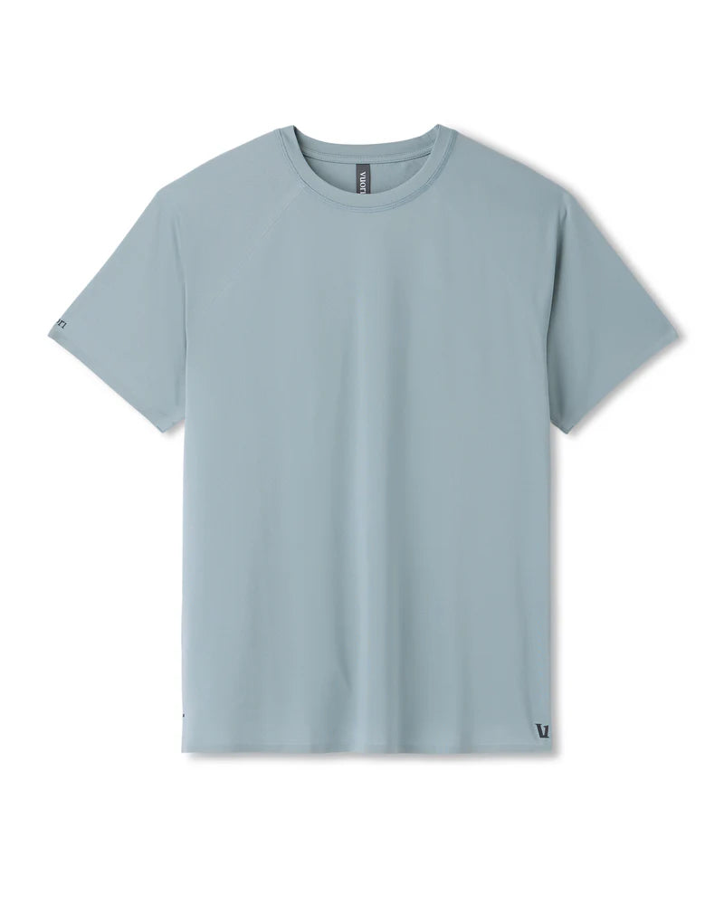 vuori Men's Viewpoint Performance Tee in Mist