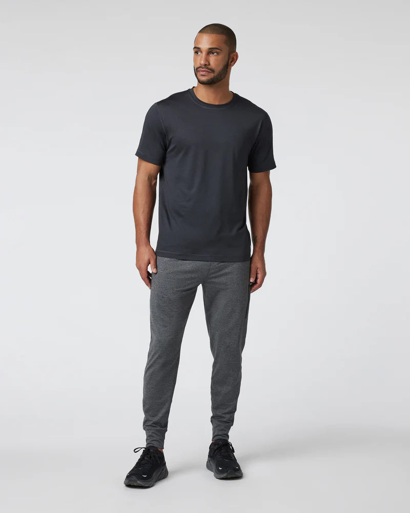 vuori Men's Tradewind Performance Tee 2.0 in Black Heather