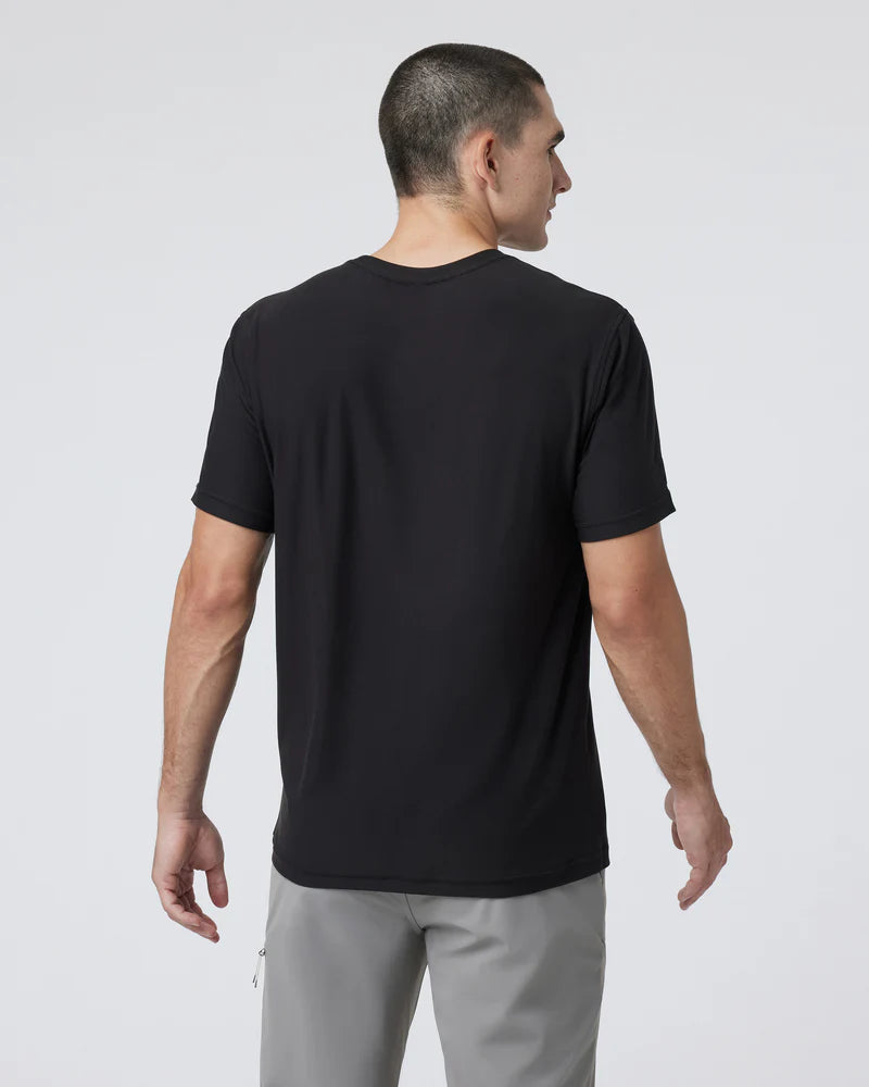 vuori Men's Strato Tech Tee in Black